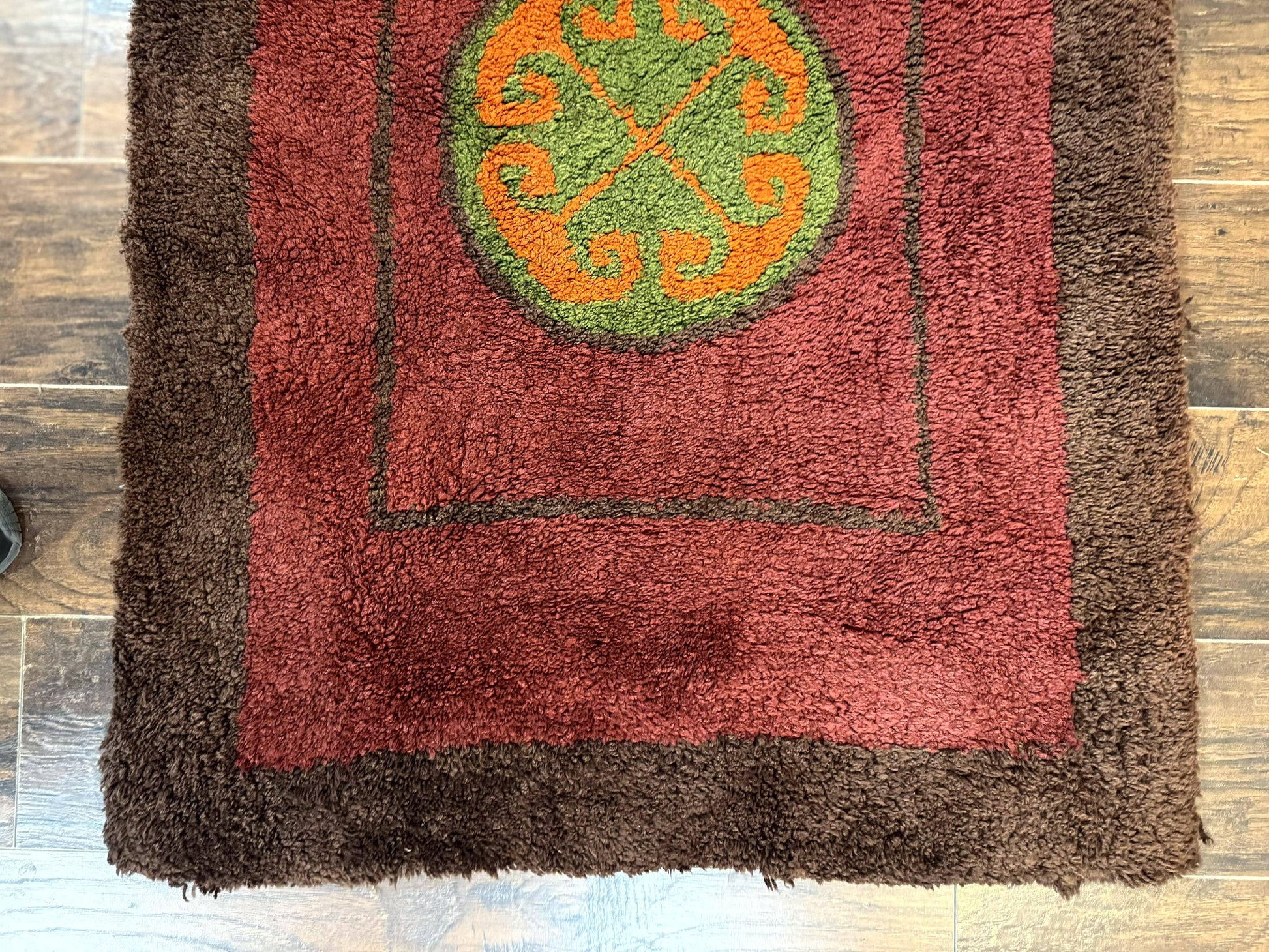 German Hooked Runner Rug 3x8, Vintage, Red, Wool - Nuvé