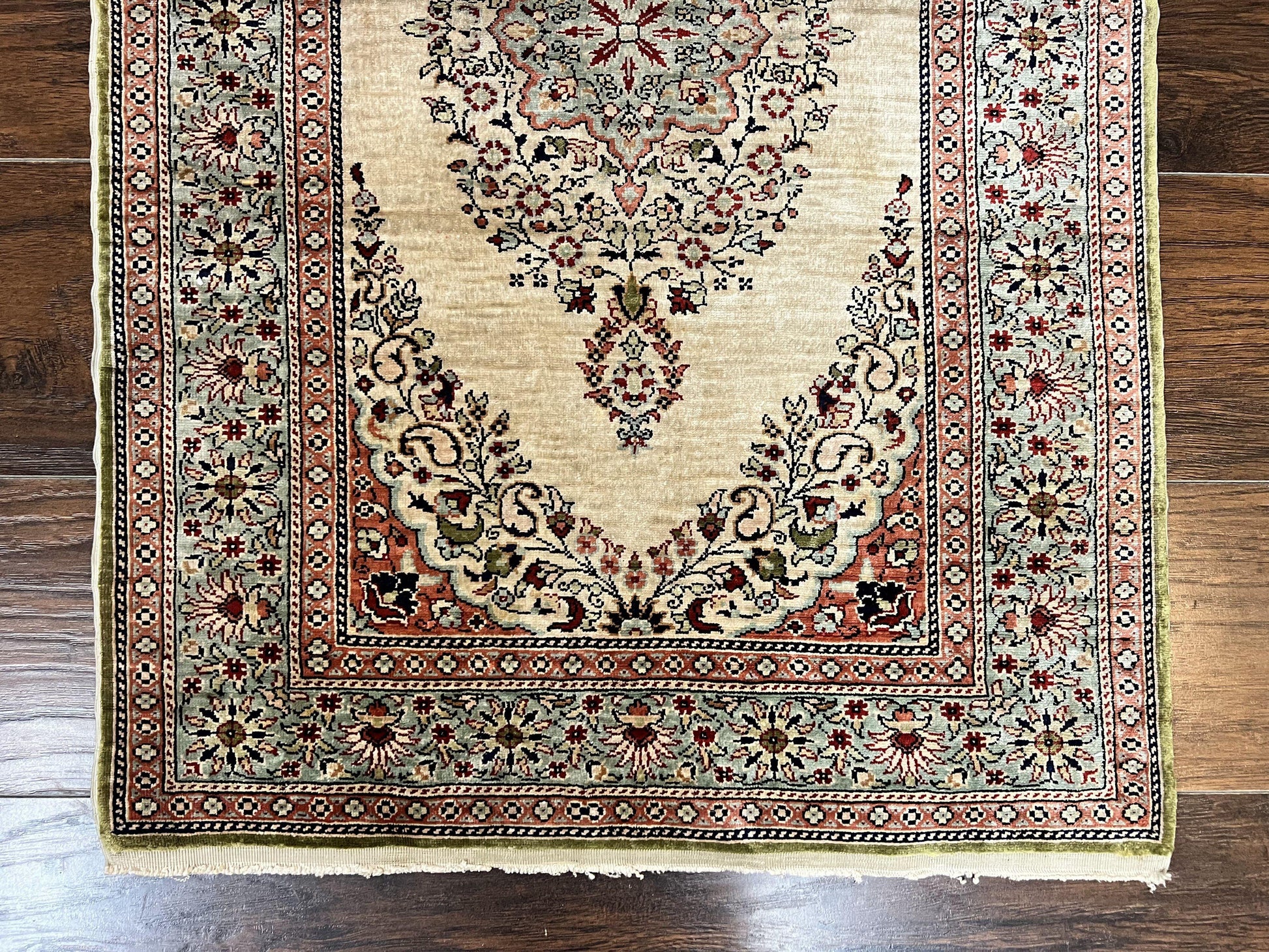 Silk Turkish Kayseri Rug 2x3, Very Finely Hand Knotted, Semi Open Field, Vintage, Silk Pile on Silk Foundation, 300 KPSI - Nuvé