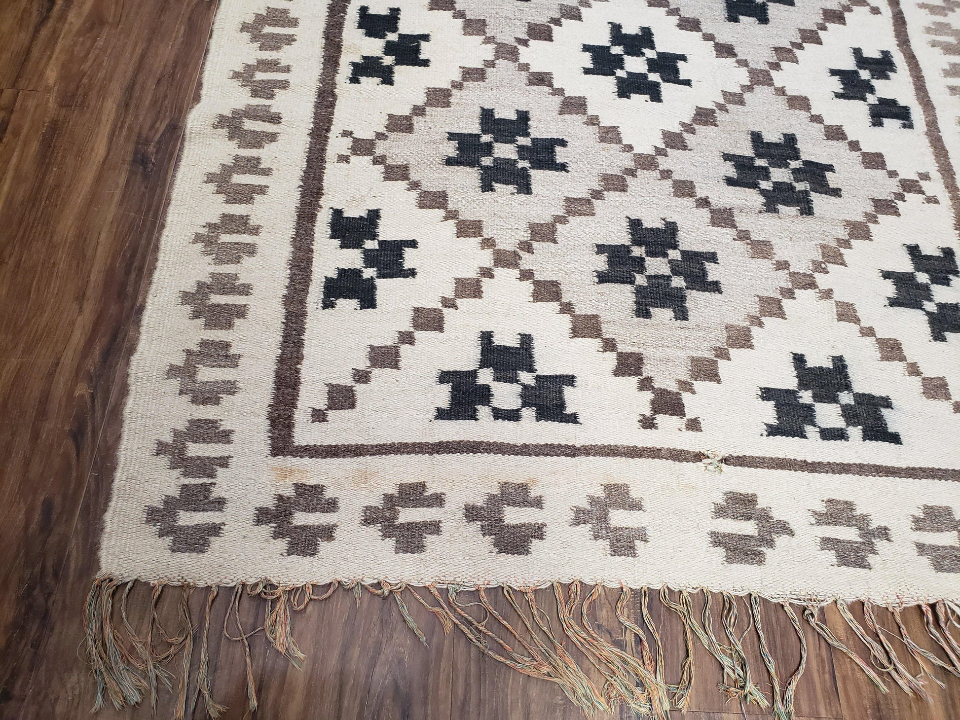 Semi Antique South American Blanket 4x8, Wool Hand-Woven Flatweave Kilim Rug, Handmade Antique Vintage Runner, Ivory & Blue, Diamond Panel - Nuvé