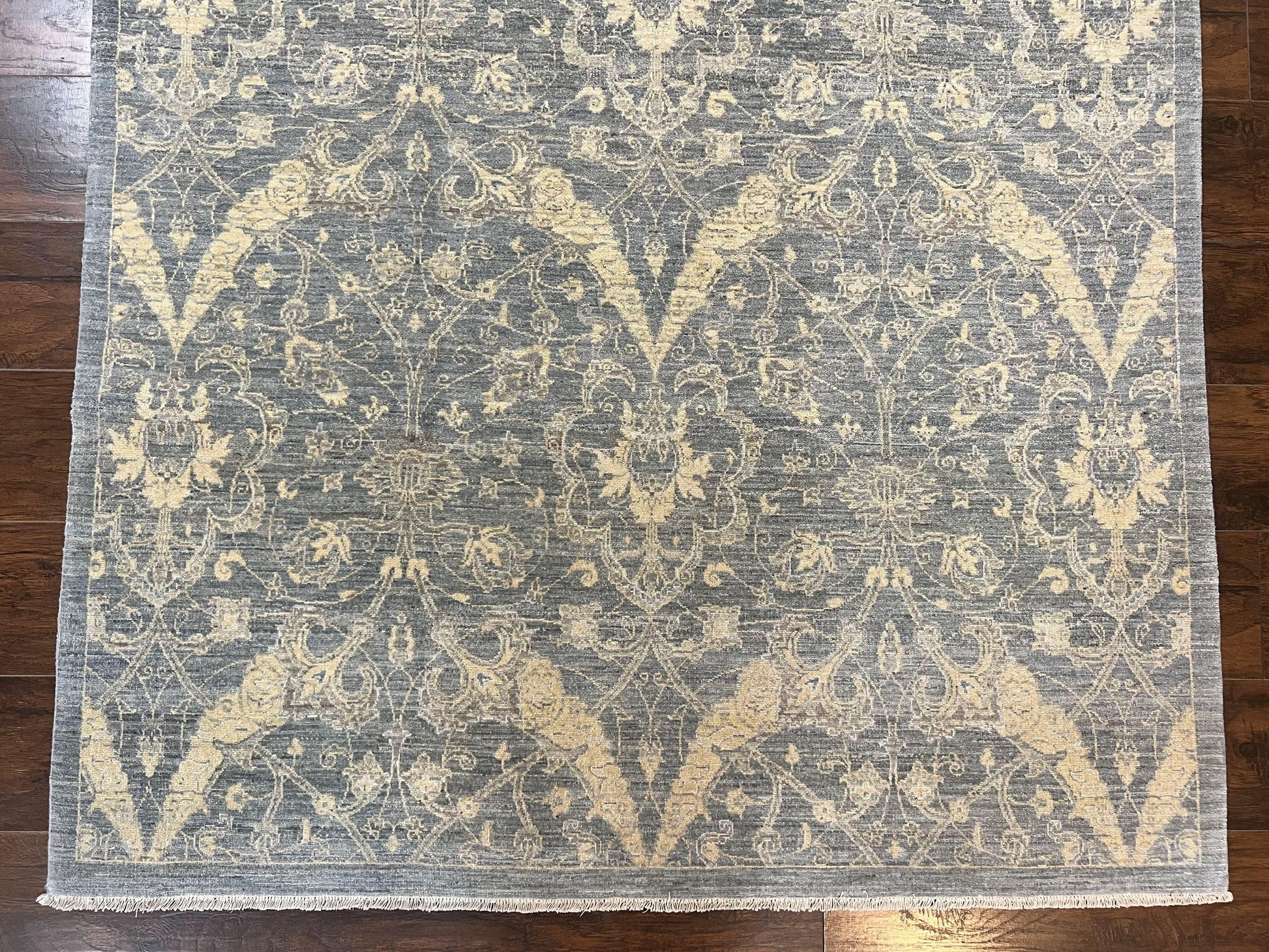 Contemporary Pakistani Rug 5 x 6.6, Handmade Floral Wool Rug, Spanish Pattern - Nuvé
