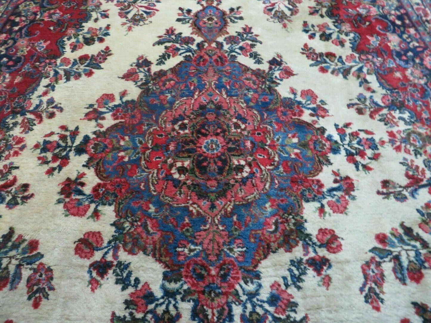 9x12 Persian Sarouk Rug - Semi Open Field Medallion Rug - Ivory Red Blue Hand Knotted Wool Oriental Carpet 9 x 12 Antique Rug - Vegetable Dyes - Nuvé