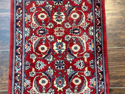 Small Pak Persian Handmade Wool Rug 1.7 x 2, Red - Nuvé