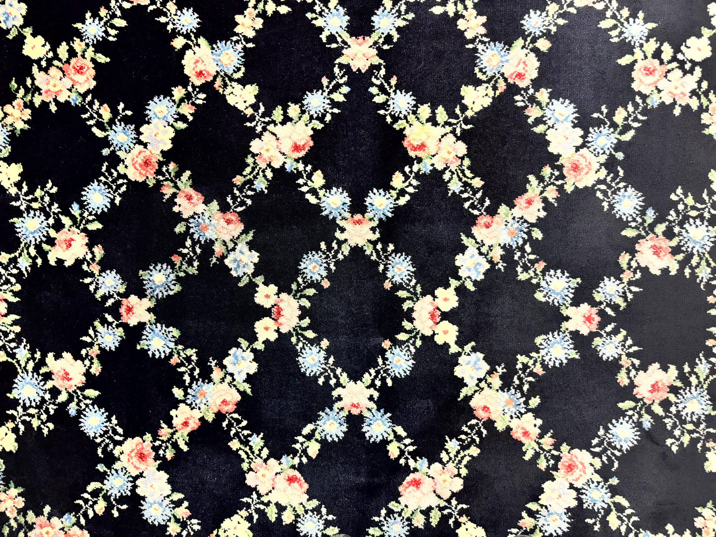 Karastan Rug 8.8 x 12, Garden of Eden #509/1270, Ebony Trellis, Vintage Discontinued Wool Pile Karastan Carpet