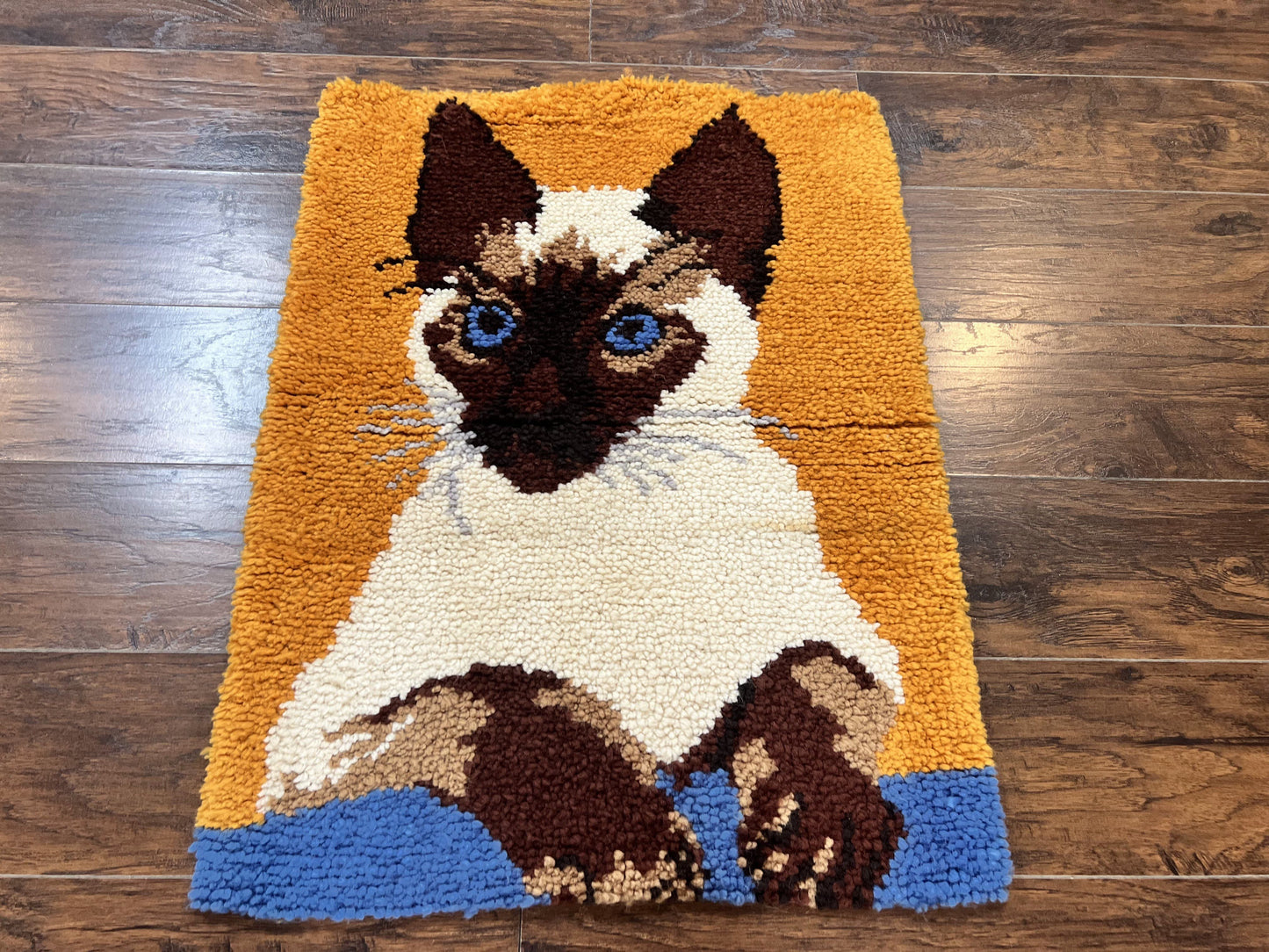 Small Shag Rug with Siamese Cat Pictorial, 2x3 ft Rug, Wool, Vintage, Danish Rya Shag Rug, Orange - Nuvé