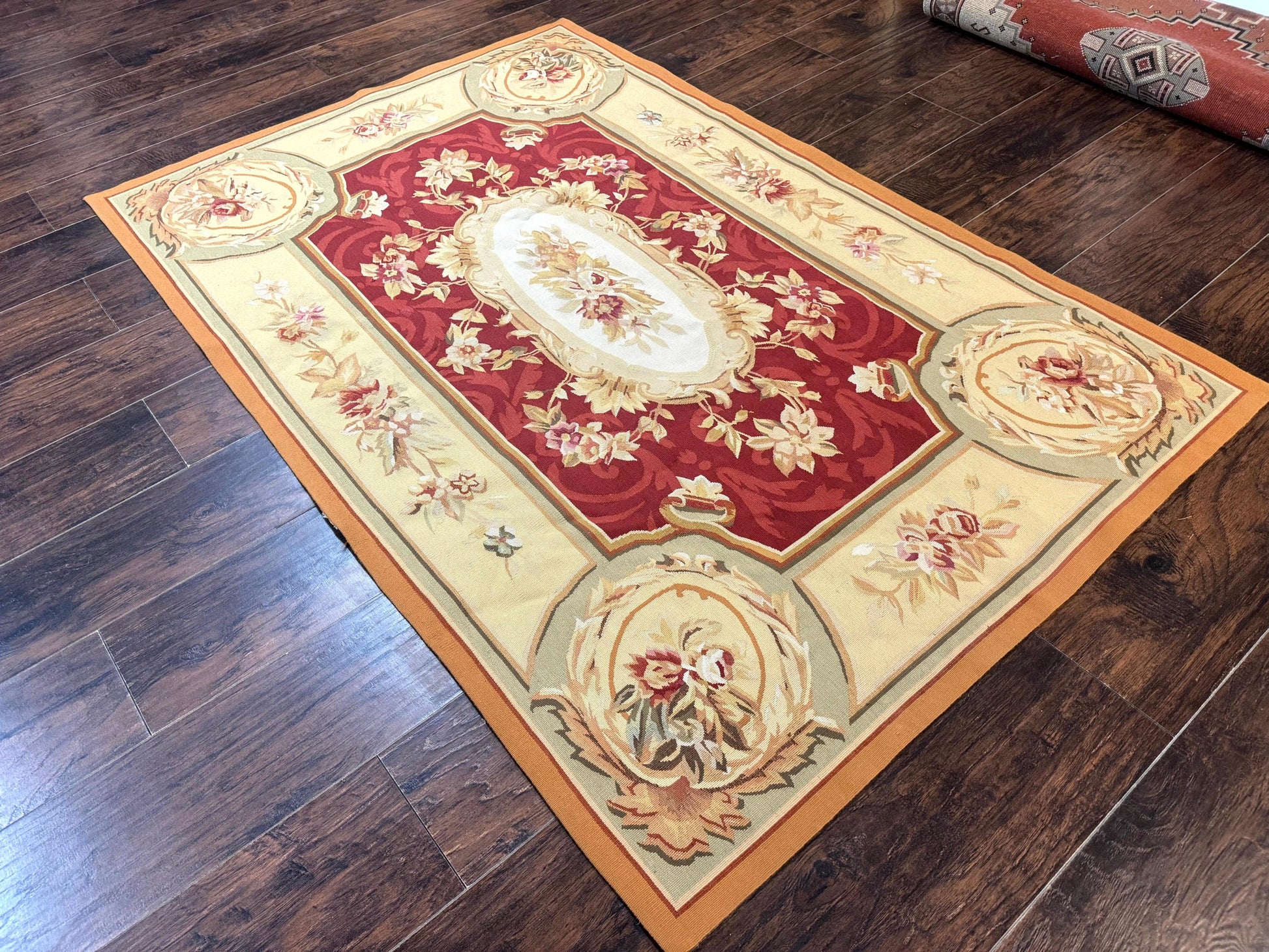Aubusson Rug 4x6, Red, Floral, European Design, Vintage, Wool - Nuvé