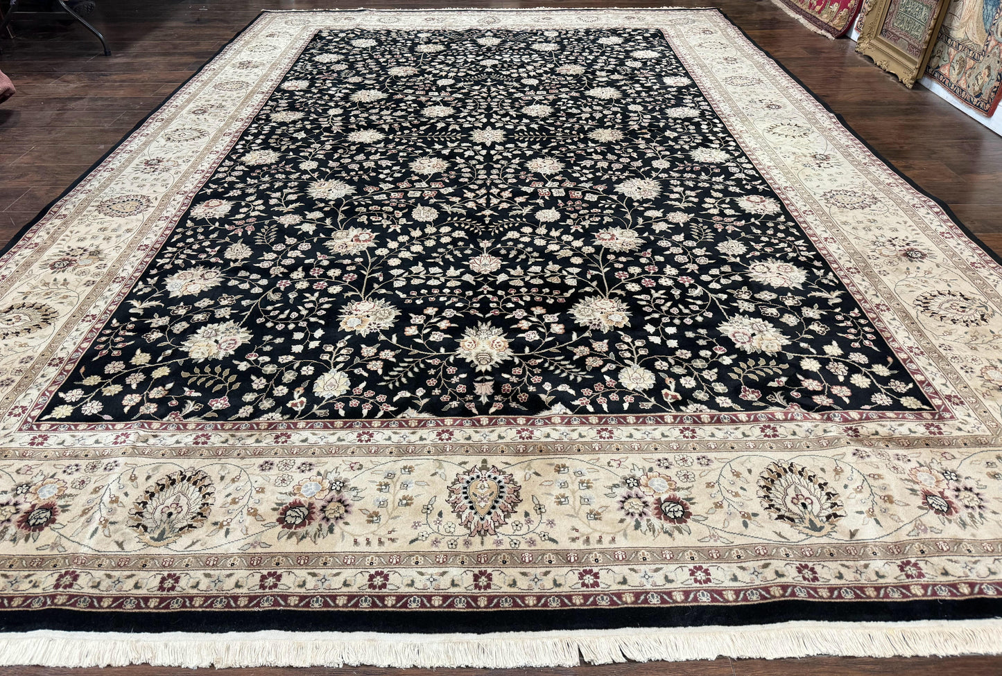 Pak Persian Rug 10x13 - Nuvé