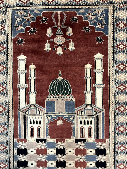 Small Pakistani Bokhara Prayer Rug 2.7 x 4 - Nuvé