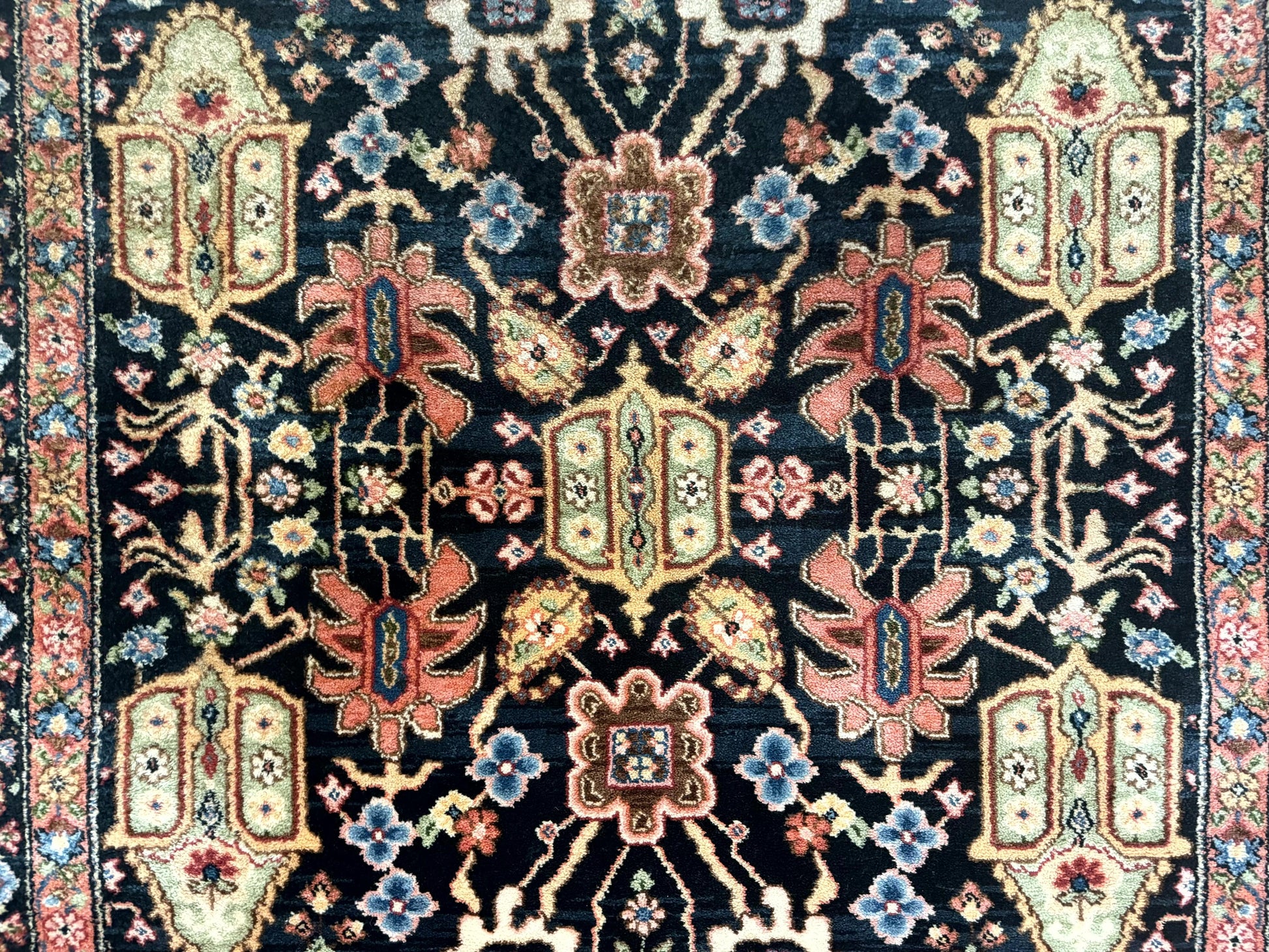 Karastan Rug 5.9 x 8.6, Chahar Mahal #604, Wool Vintage Discontinued Karastan Carpet - Nuvé