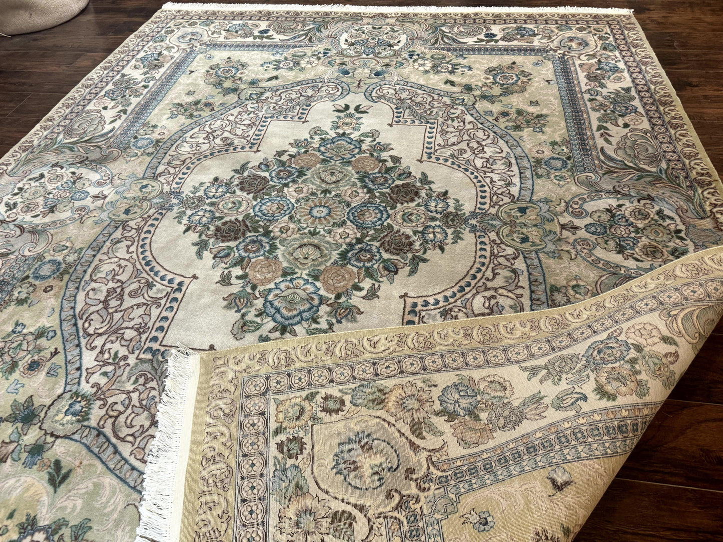 Pak Persian Rug 8 x 10.6, Elegant Oriental Carpet, Floral Medallion, Vintage Handmade Wool Rug, FIne 240 KPSI - Nuvé