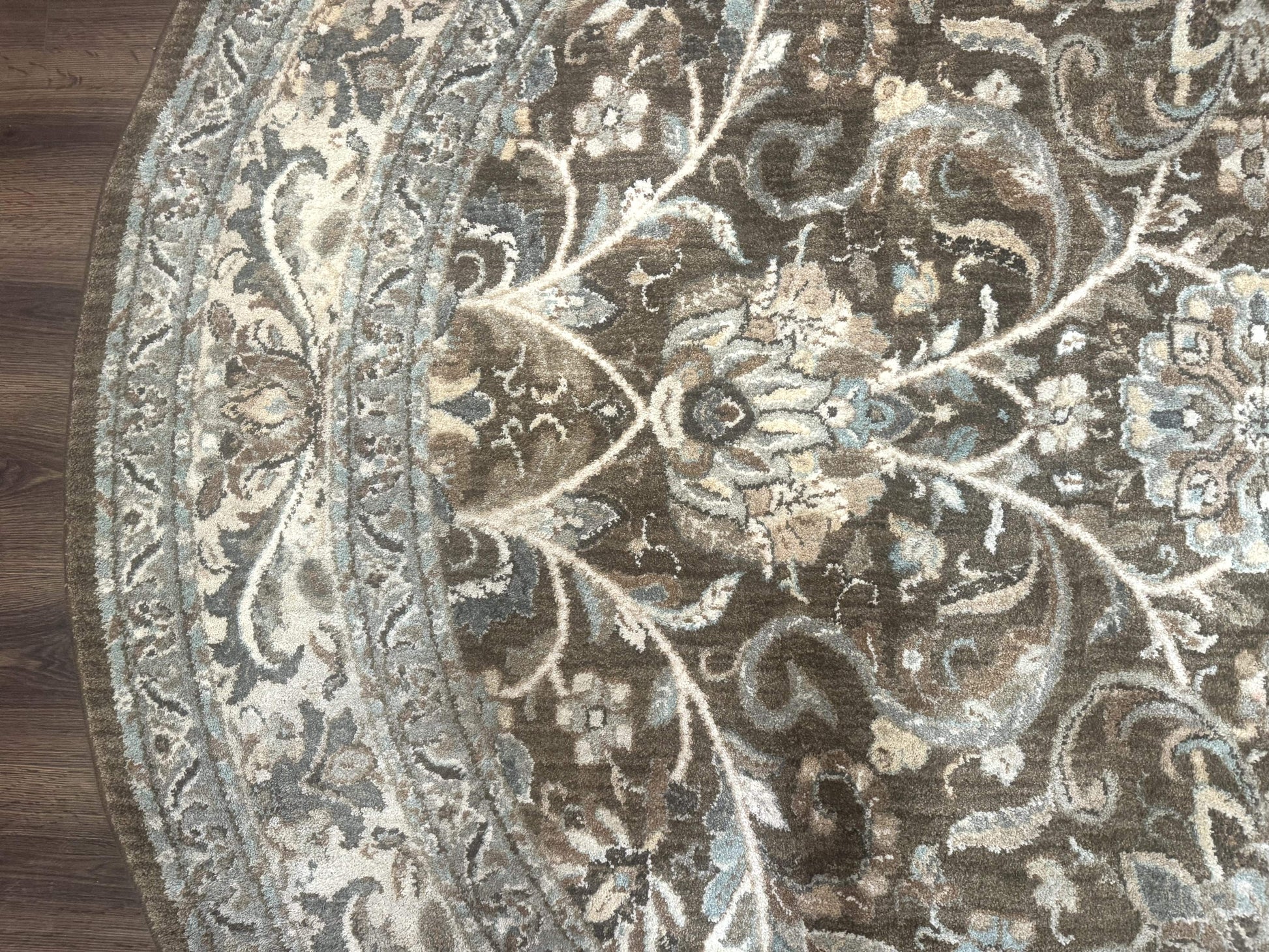 Round Karastan Rug 8x8 ft, Euphoria New Bridge Karastan Rug, Indo Mahal Design - Nuvé