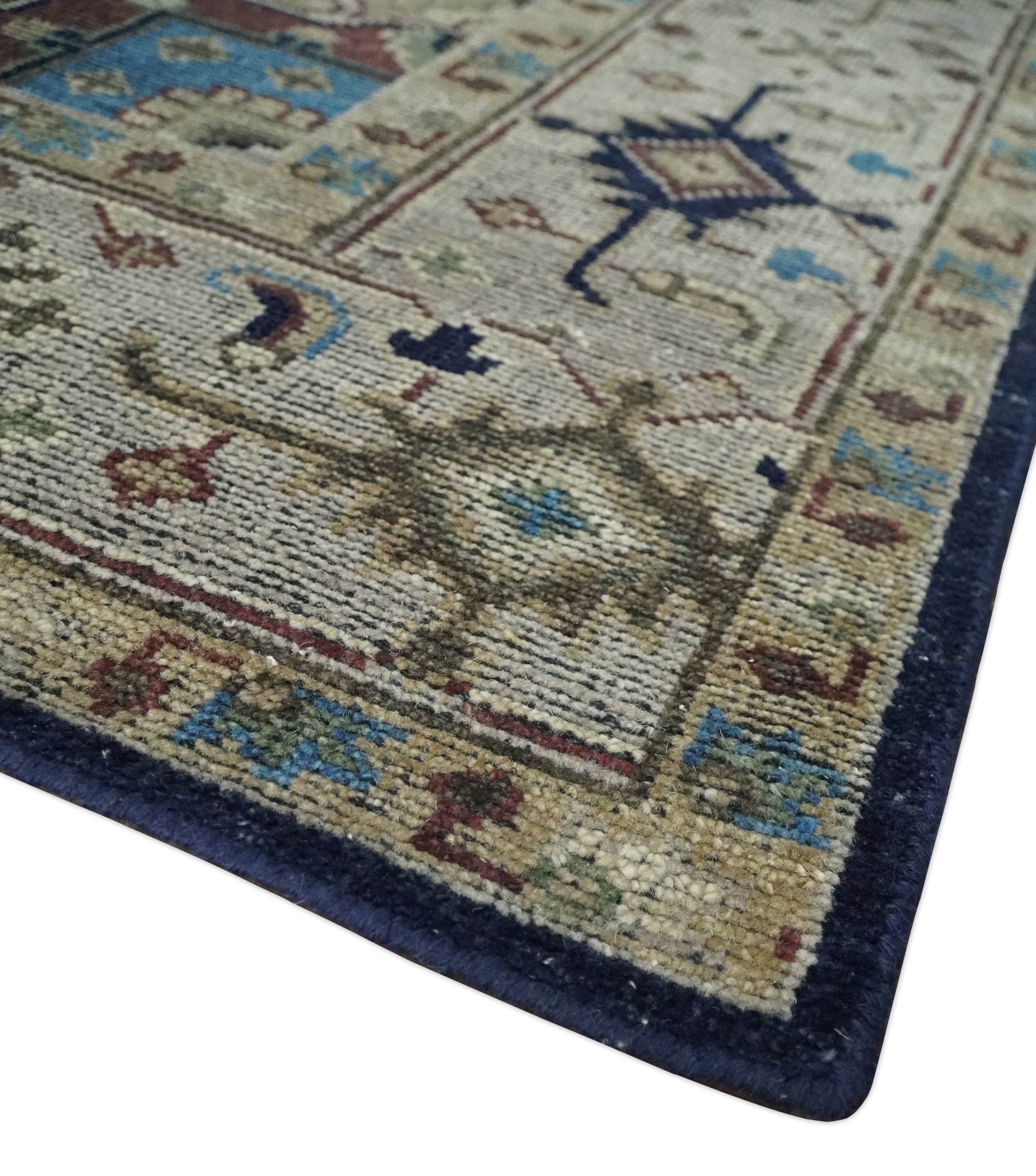 8x10 Antique look Brown, Beige and Blue Traditional Medallion wool Area Rug - Nuvé