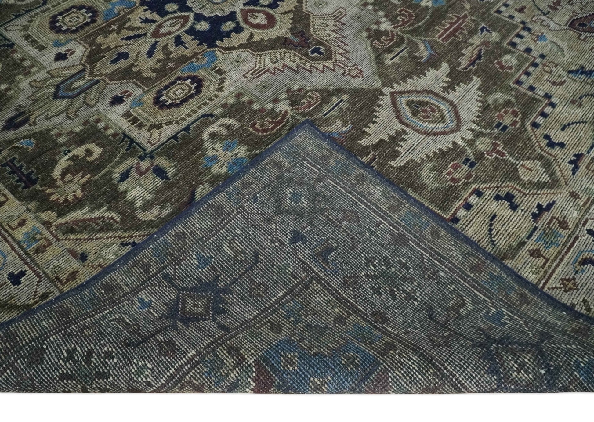 8x10 Antique look Brown, Beige and Blue Traditional Medallion wool Area Rug - Nuvé