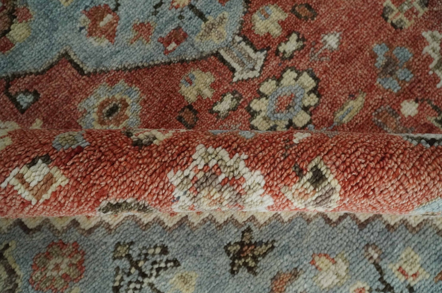 8x10 Antique look Traditional Floral Gray, Rust and Beige Hand knotted wool Area Rug - Nuvé