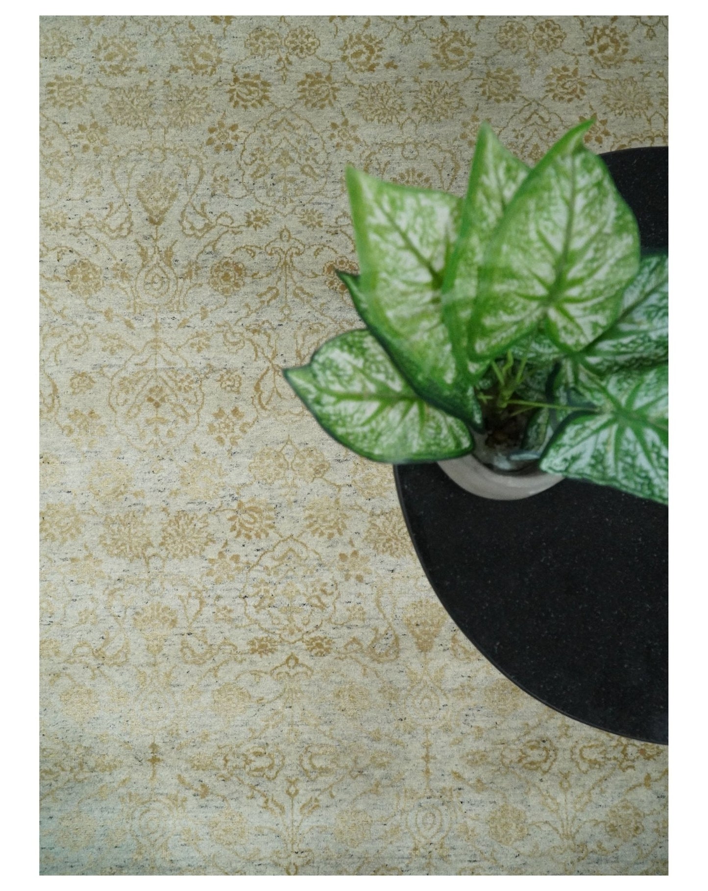 8x10 Fine Hand Knotted Beige and Gold Traditional Vintage Persian Style Antique Silk Rug | AGR21 - Nuvé