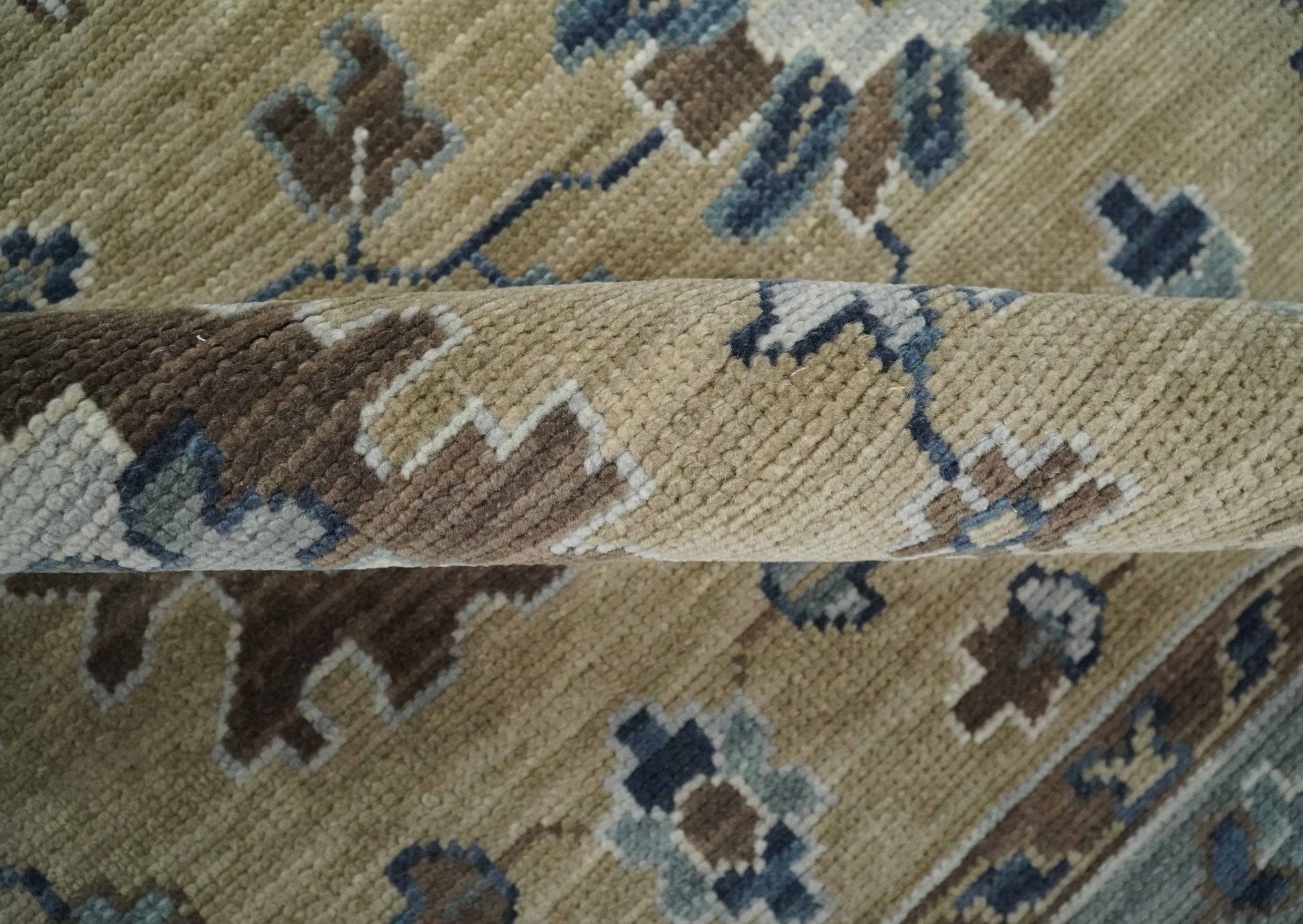 8x10 Traditional Beige and Gray Antique Style Floral Hand knotted Wool Area Rug - Nuvé