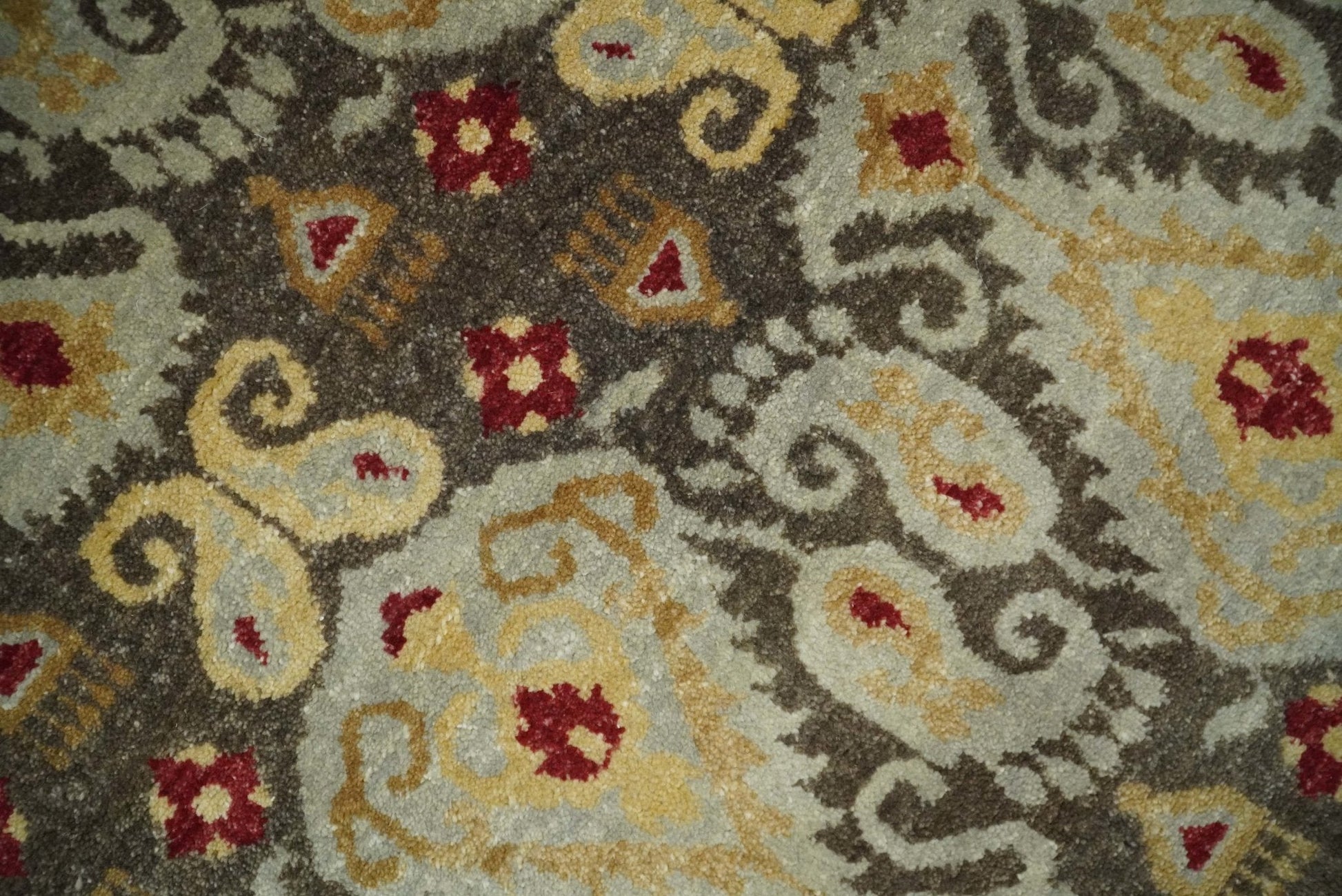 8x8 Round Fine Hand Knotted Brown and Beige Traditional Vintage Persian Style Antique Wool Rug | AGR48 - Nuvé