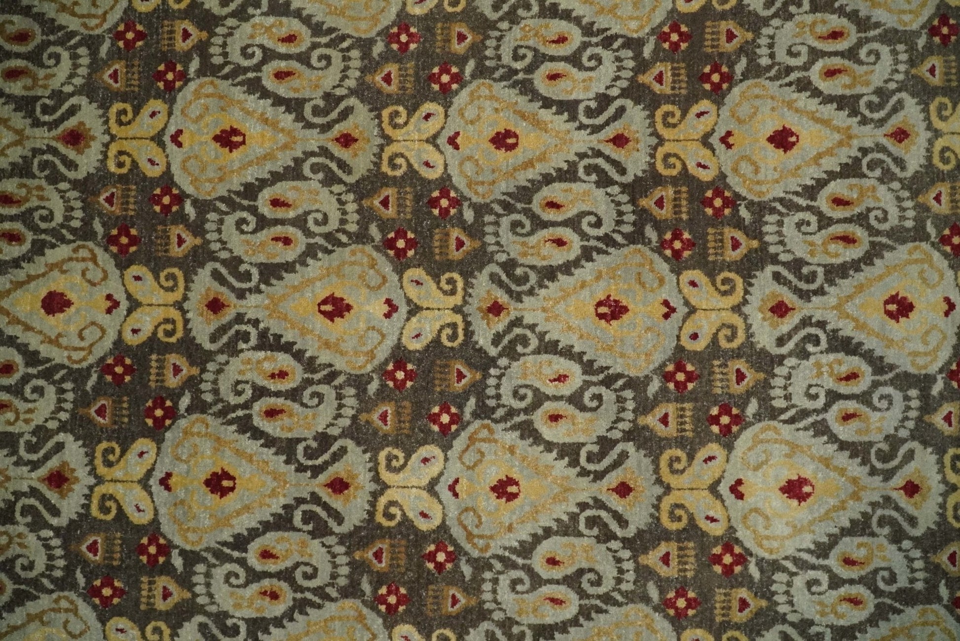 8x8 Round Fine Hand Knotted Brown and Beige Traditional Vintage Persian Style Antique Wool Rug | AGR48 - Nuvé