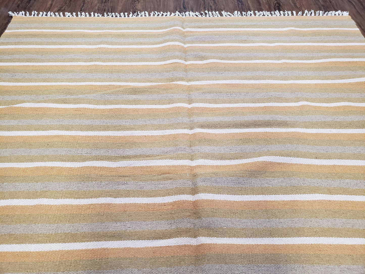New Indian Kilim Area Rug, 6x8 - 7x8 South American Style Blanket, Striped Indian Wool Hand-Woven Flat Weave 6x9 Bedroom Rug, Ivory Ochre - Nuvé