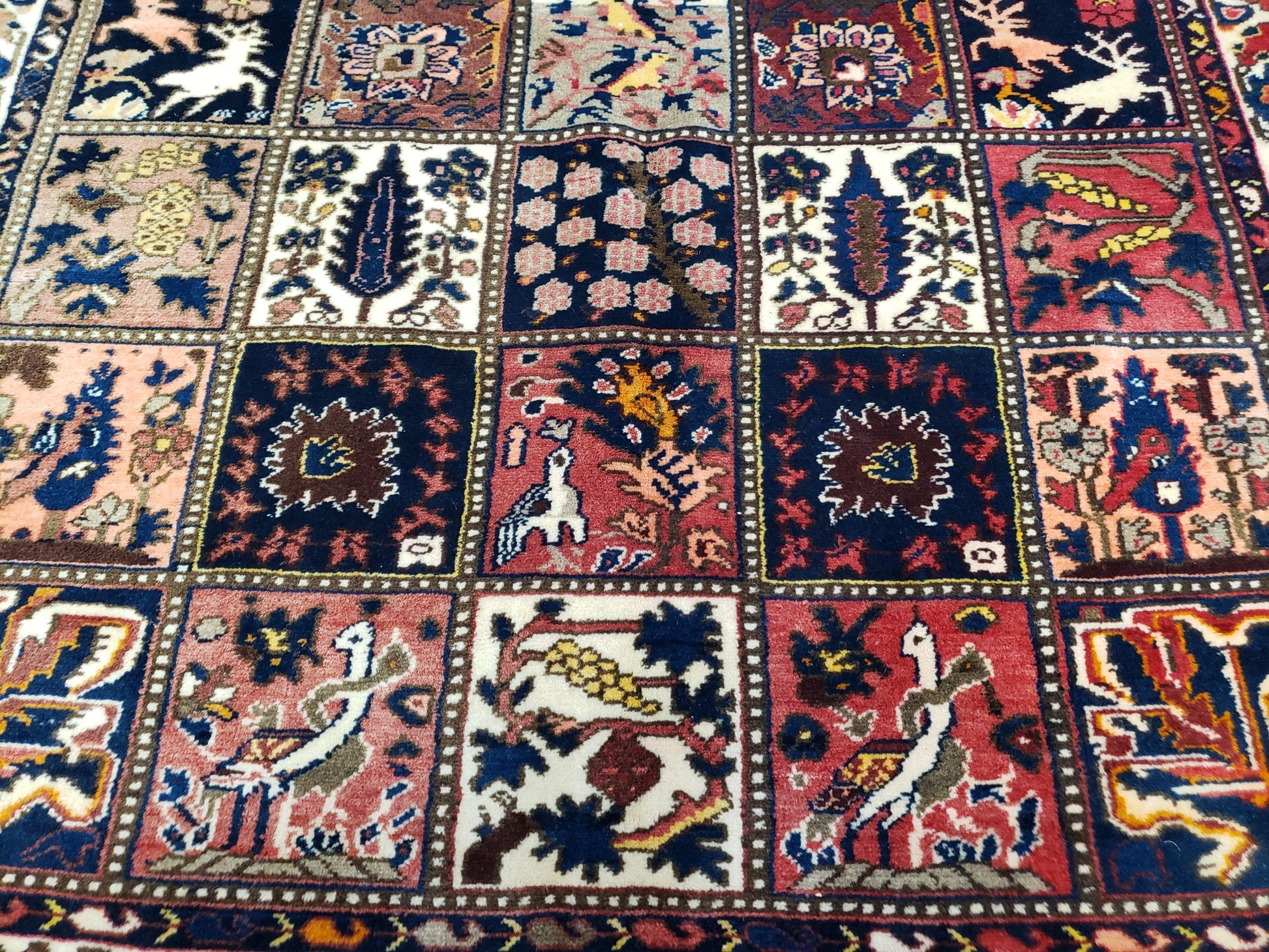 Antique Persian Bakhtiari Rug circa 1920s, Kheshti Panel Design, Wool, Hand-Knotted, 5'3" x 10' - Nuvé