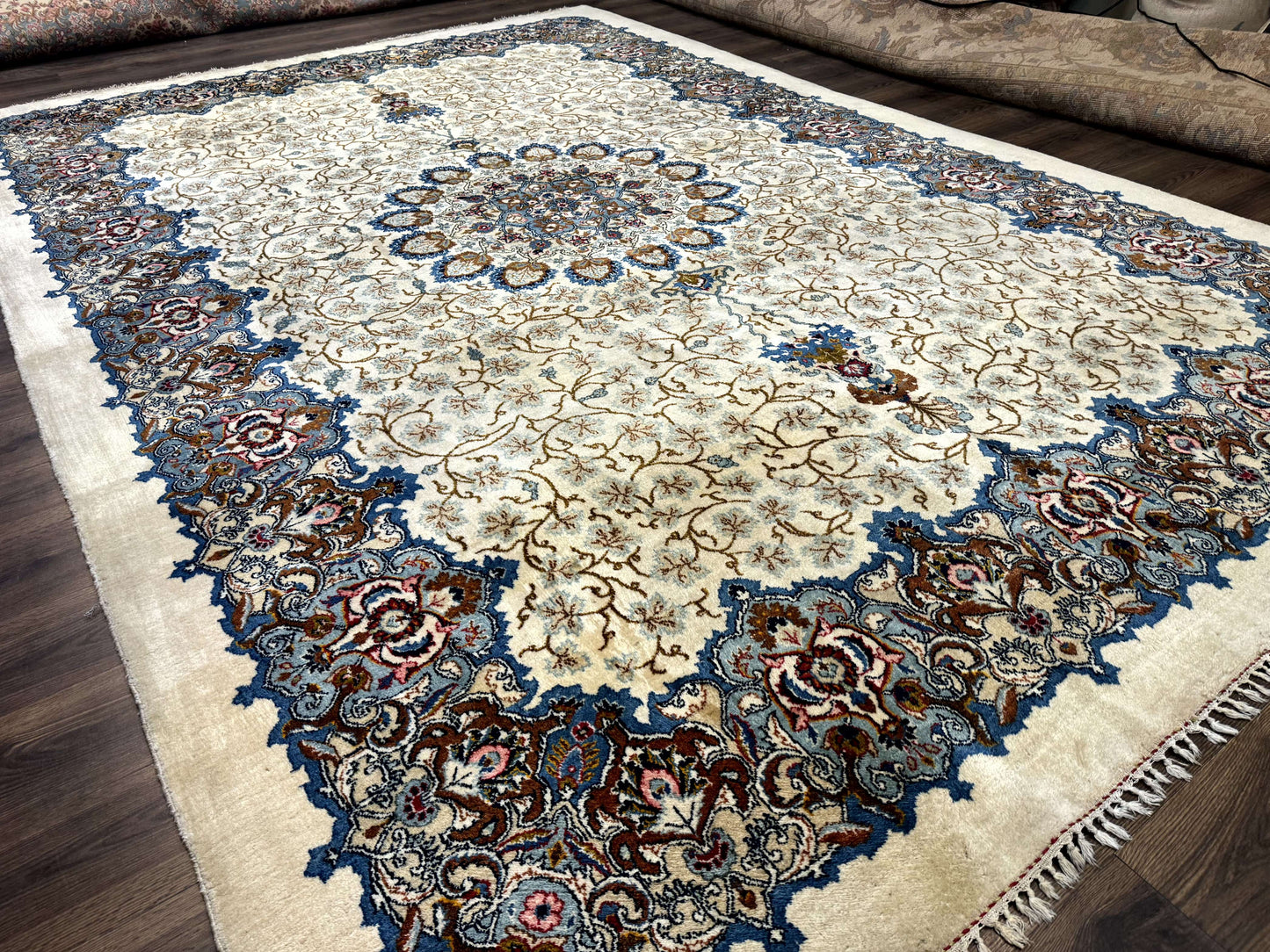 Persian Kashan Rug 9 x 12.6, Ivory and Blue, Floral Medallion, Wool Hand Knotted Semi Antique Carpet - Nuvé