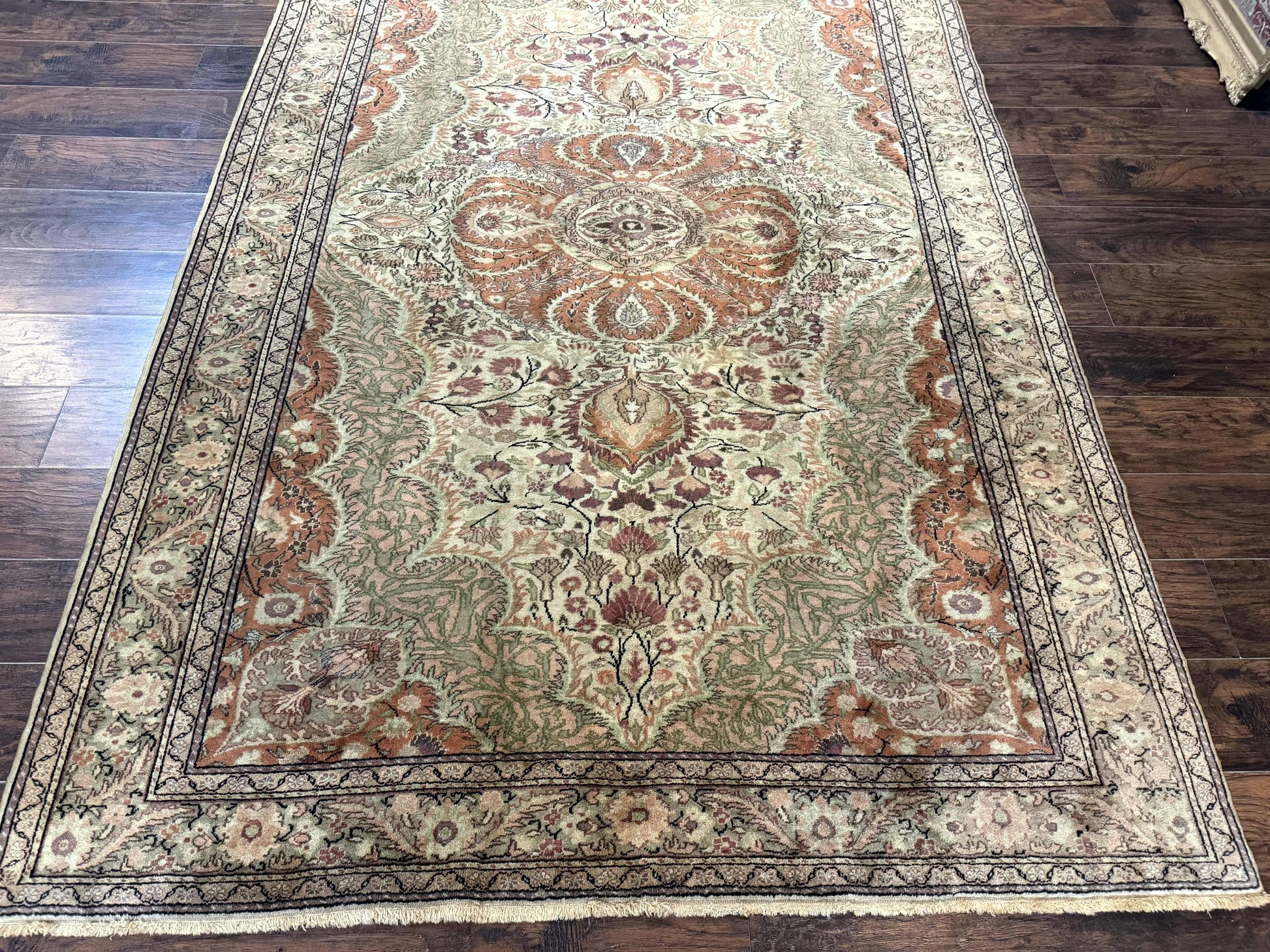 Antique Turkish Kayseri Rug 7x10 - Nuvé