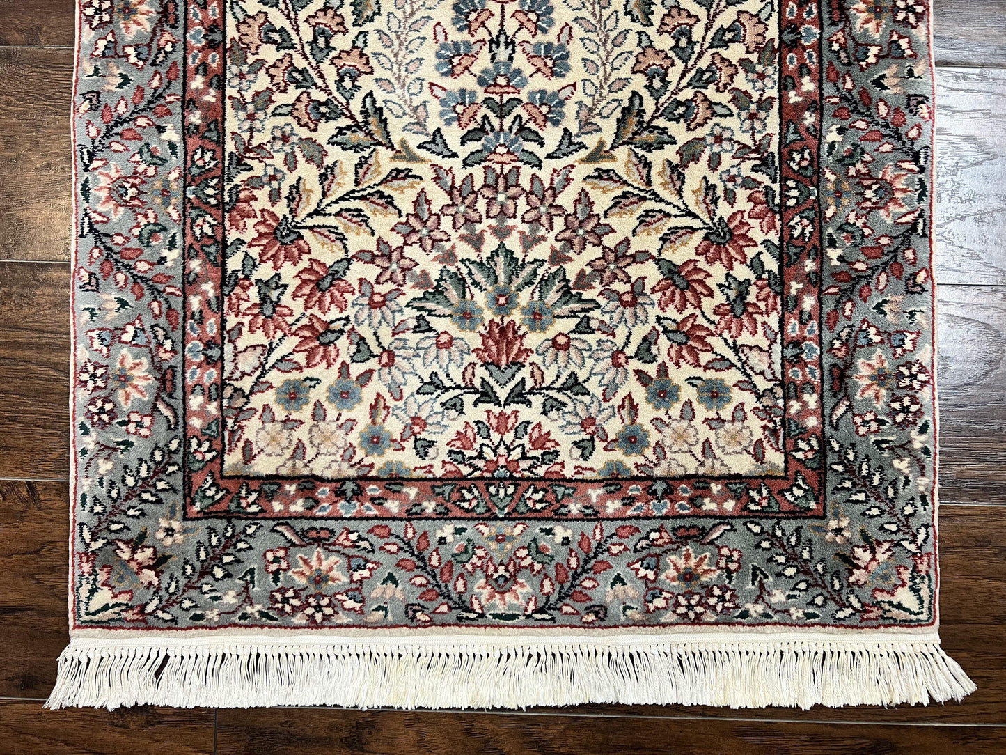 Sino Persian Runner Rug 2.7 x 10, Floral Kirman Lavar Carpet for Hallway, Cream, Handmade Wool Vintage Rug - Nuvé