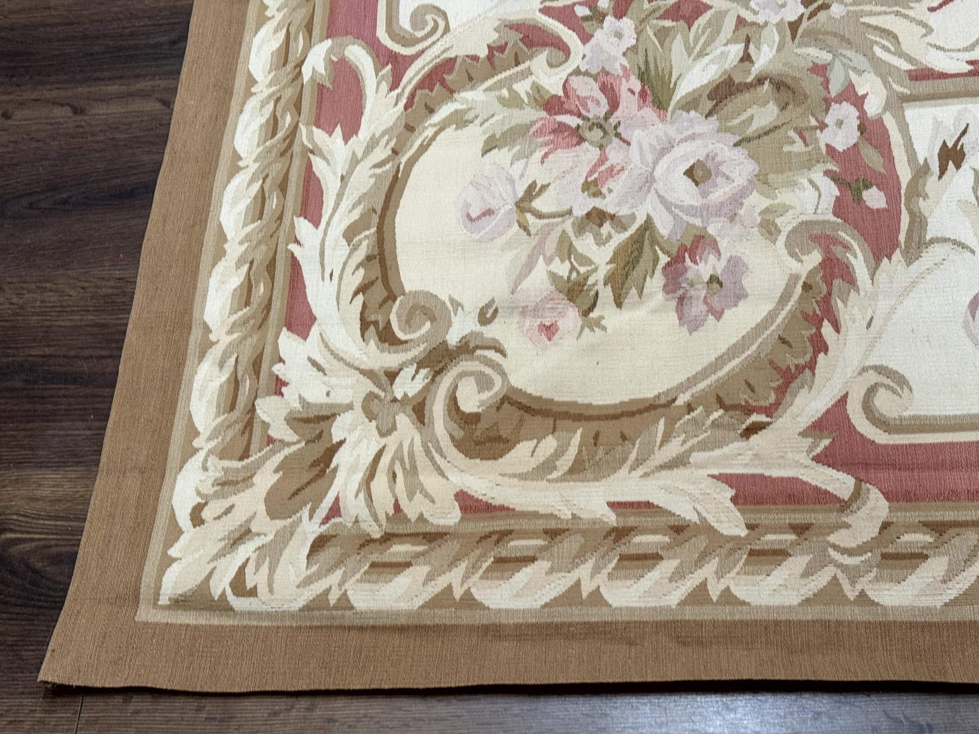 Aubusson Rug 6x9 - Nuvé