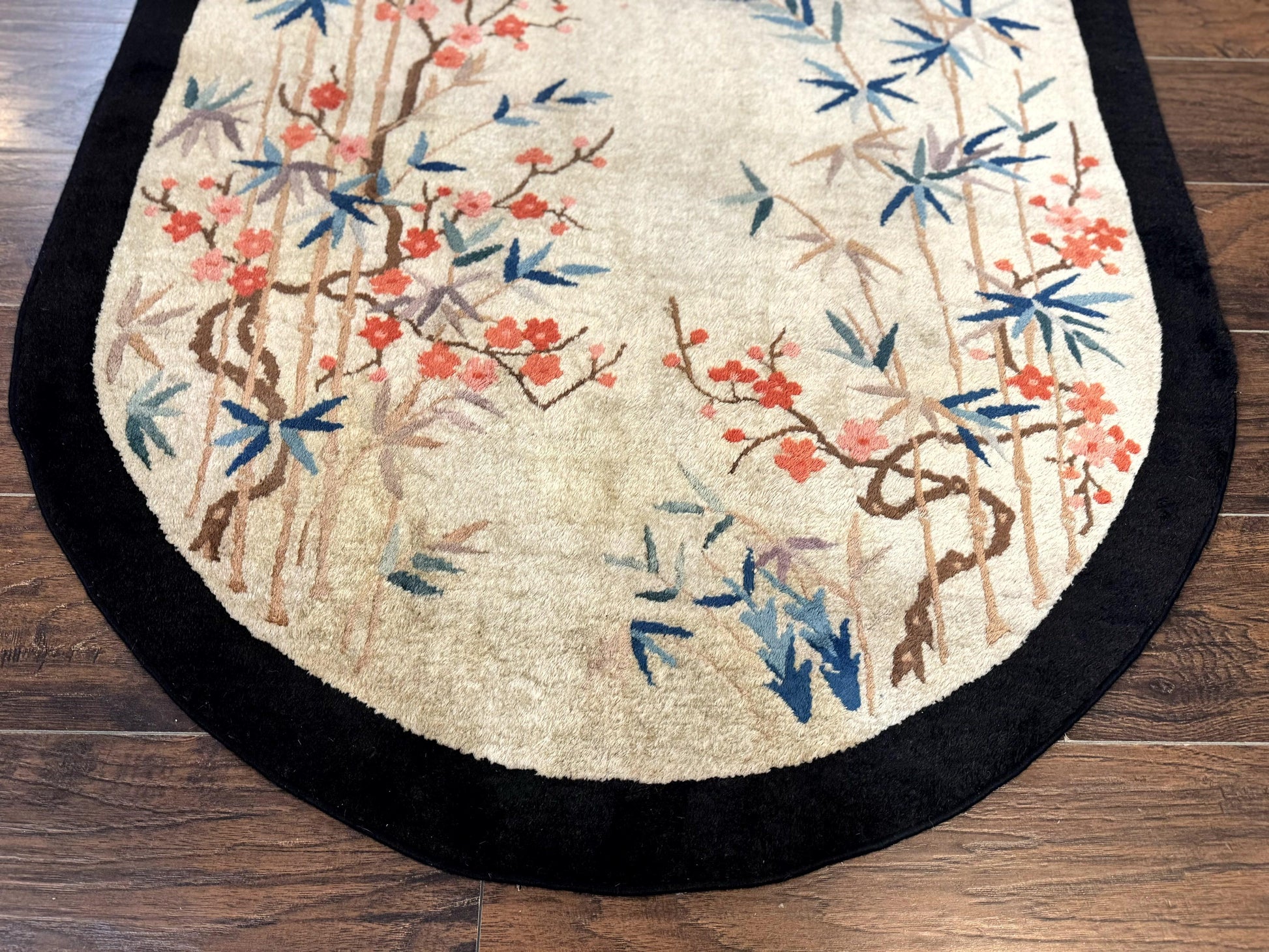 Antique Chinese Oval Rug 3.9 x 6.7, Floral, Butterflies, Chinese Wool Art Deco Peking Carpet, Beige, Handmade - Nuvé