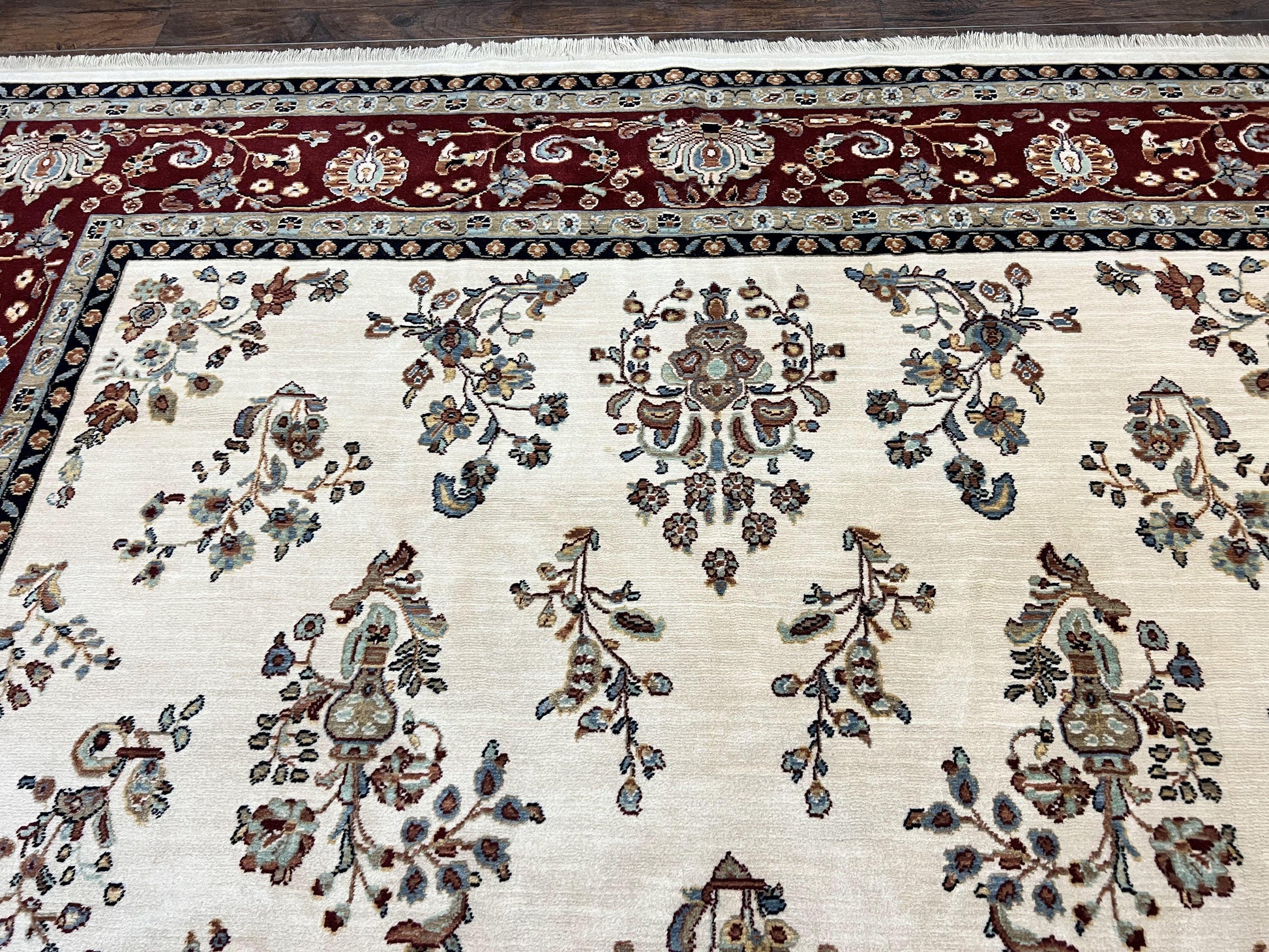 Karastan Rug 8.6 x 11.6, English Manor #2103, Ivory Floral Sarouk, Wool Karastan Carpet, Large Karastan Area Rug, Traditional Karastan Rug - Nuvé