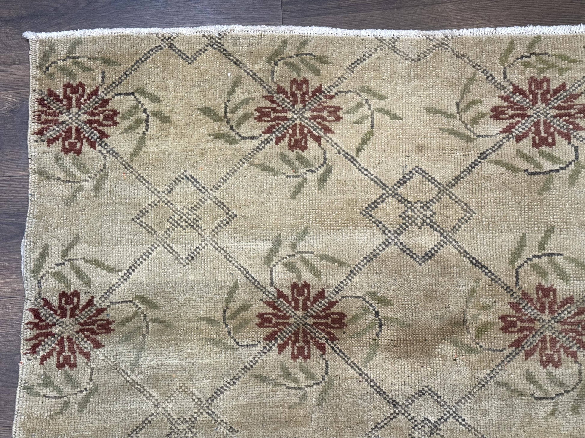 Turkish Rug 5x6, Oushak Carpet, Beige - Nuvé