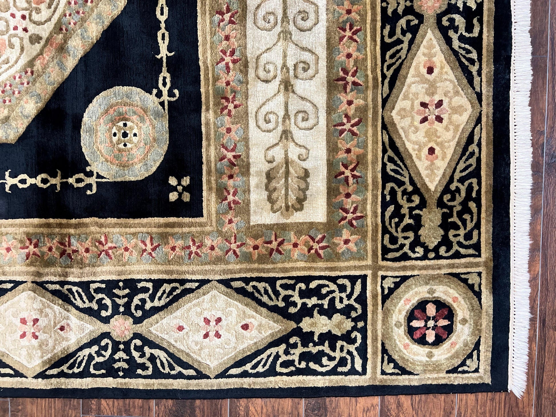 Tibetan Rug 8x10, Nepali Area Rug, Soft New Zealand Wool Carpet 8 x 10 ft, Black Tan Beige, Vintage Handmade Rug, French Aubusson Pattern - Nuvé