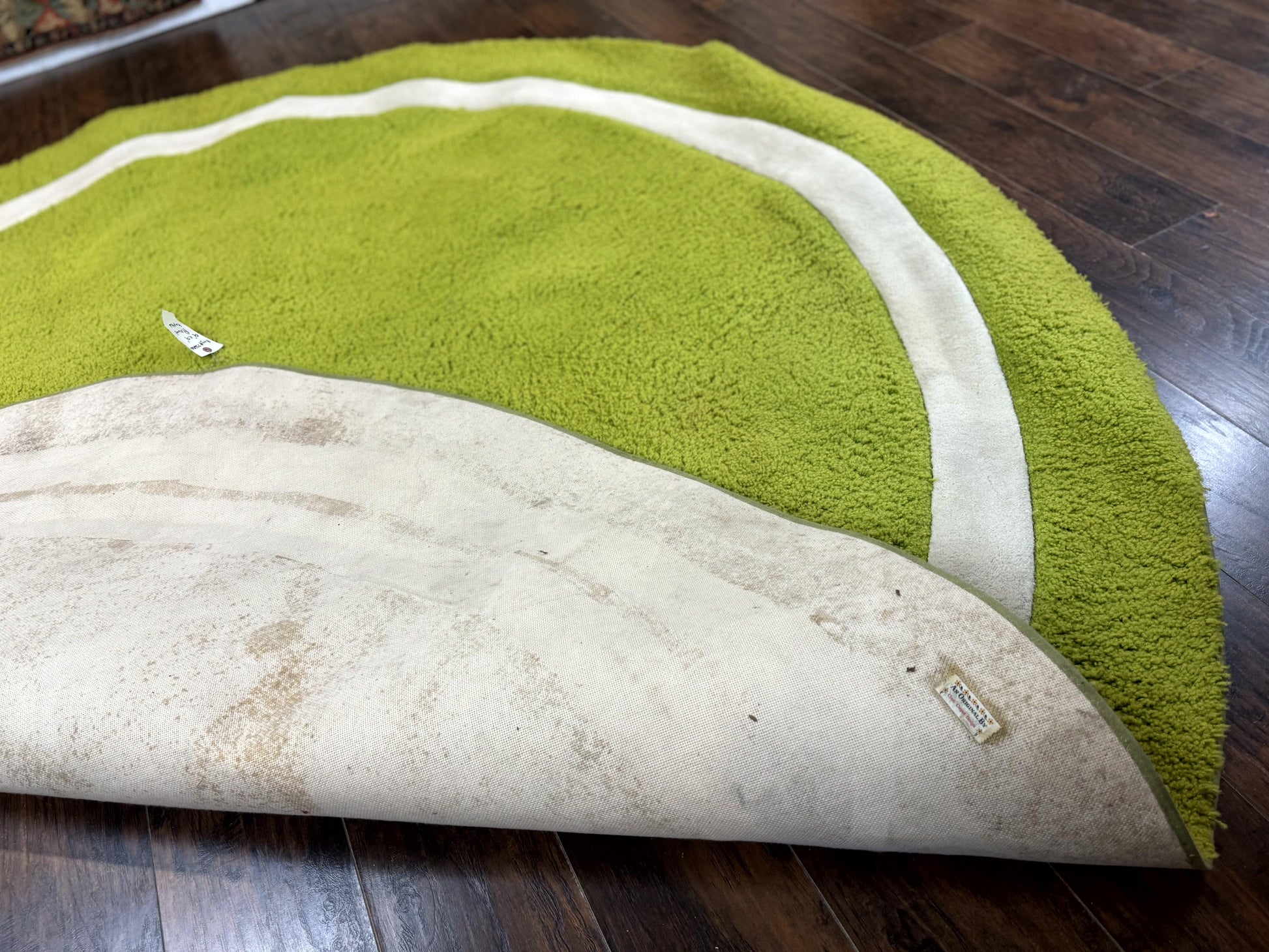 Large Round Rug 9x9, Vintage Retro Design, Lime Green - Nuvé