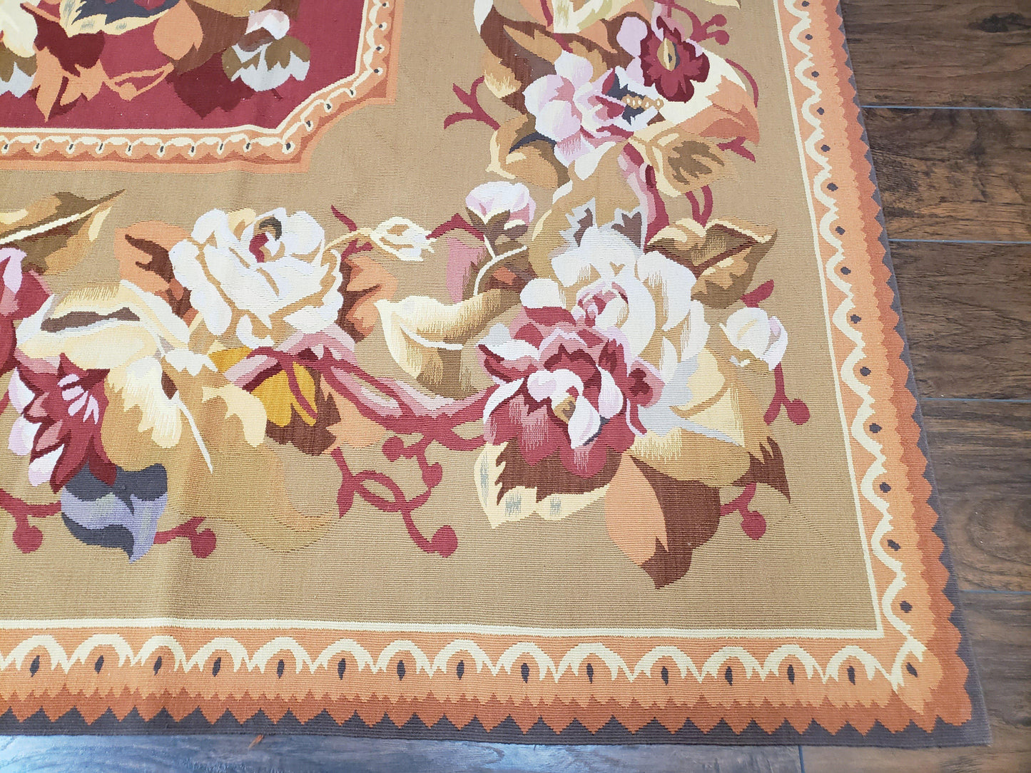Vintage Chinese Aubusson Savonnerie Flat Pile Rug 9.9 x 14.5 Wool Handwoven Red & Khaki Large Flowers Rug 9x14 - 10x15 Michaelian Kolhberg - Nuvé