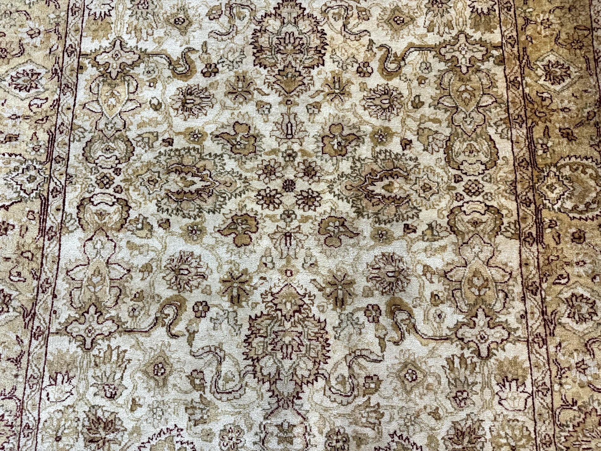 Turkish Oushak Rug 6x9, Vintage, Beige - Nuvé