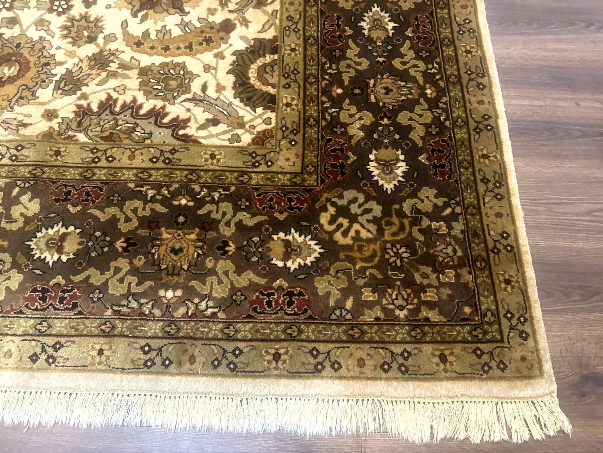 Indo Persian Mahal Rug 8x10, Floral Traditional Wool Oriental Carpet - Nuvé