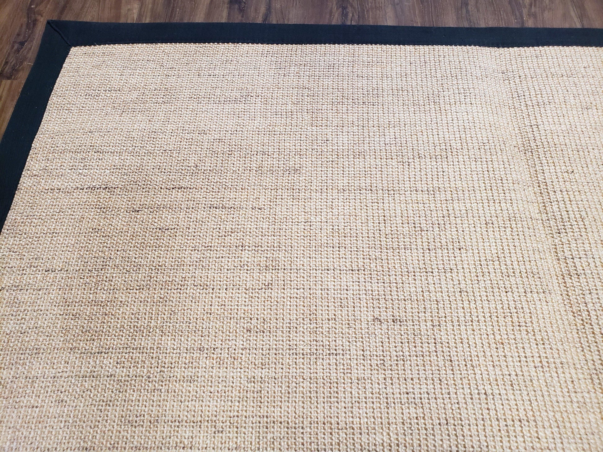 Jute Rug 8x10, Natural Jute Fiber Area Rug, Natural Sisal Area Rug with Black Border, 8x10 Carpet, Solid Jute Rug 8 x 10, Farmhouse Rug - Nuvé
