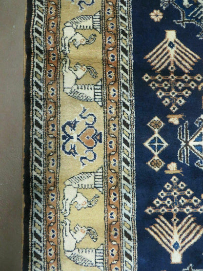 Persian Qum Rug 5.6 x 8.8, Navy Blue - Nuvé