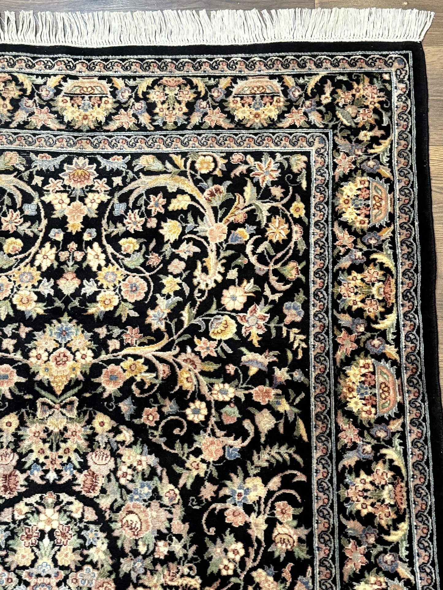 Sino Persian Rug 4x6, Very Fine 260 KPSI, Floral Medallion, Hand Knotted Wool Carpet - Nuvé