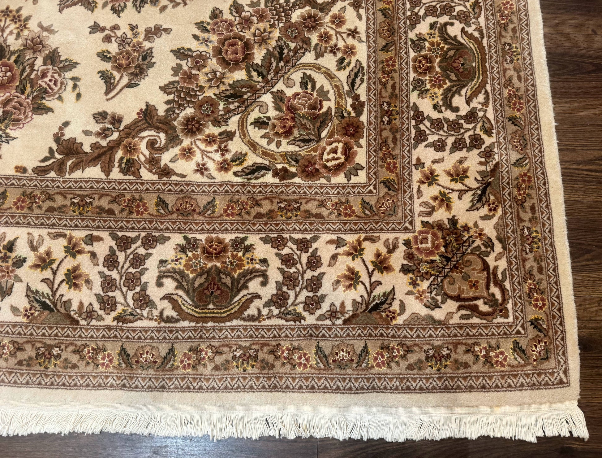 Sino Persian Rug 8x10, Floral, Elegant, Fine 225 KPSI, Beige, Wool & Silk - Nuvé