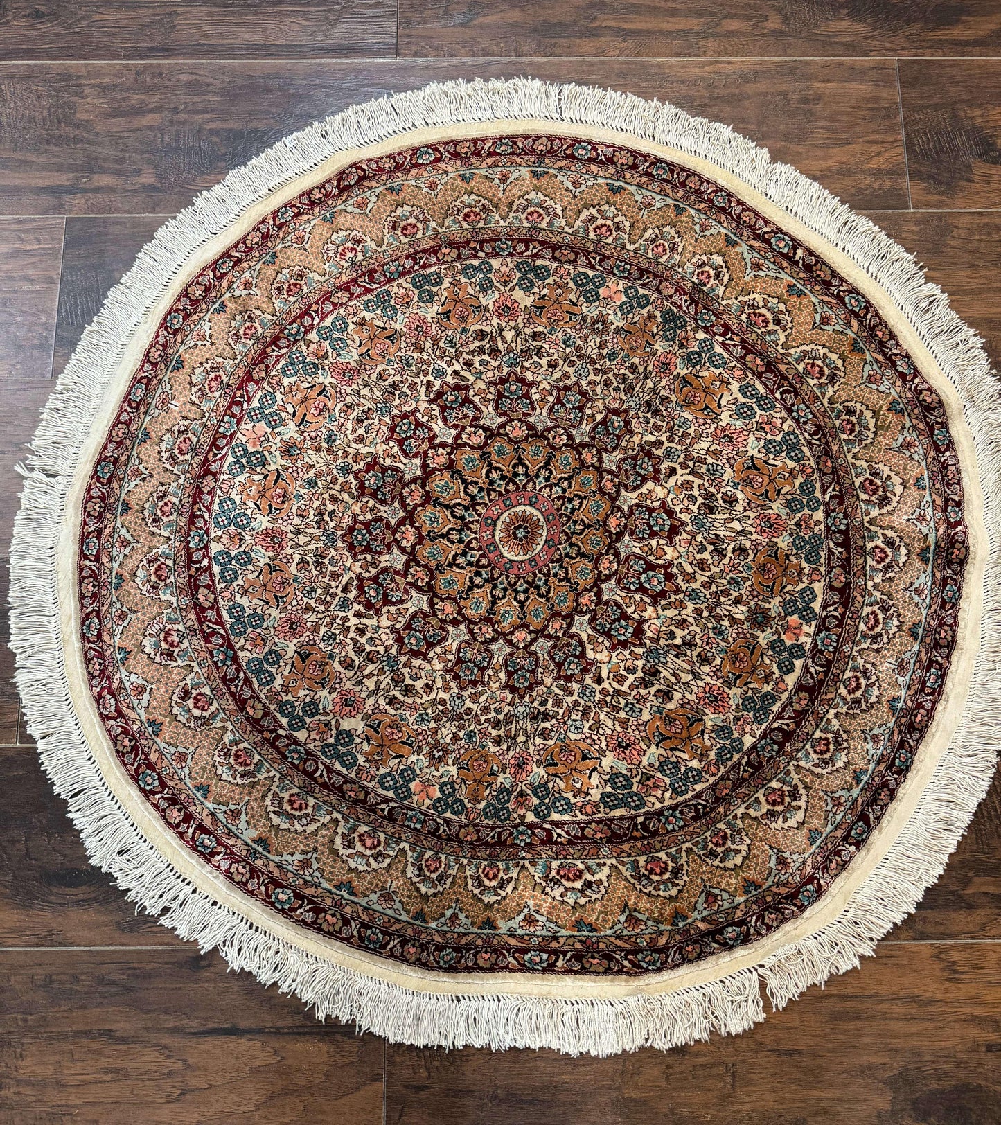 Round Silk Rug 3x3, Extremely Fine 580 KSPI, Sino Persian Round Handmade Carpet, Silk on Silk - Nuvé