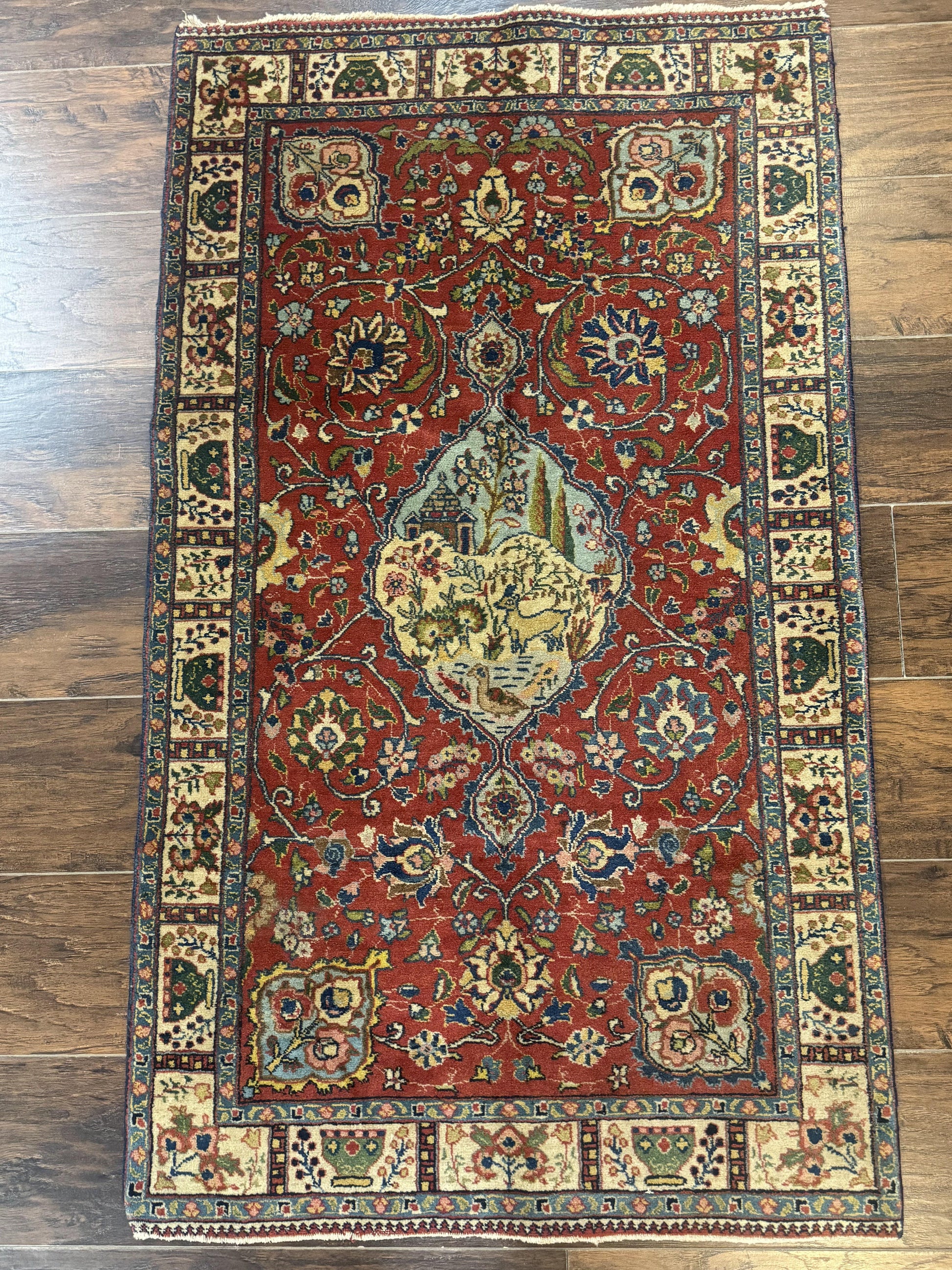 Small Persian Tabriz Rug 2.8 x 4.7, Red, Animal Pictorials, Semi Antique Vintage - Nuvé