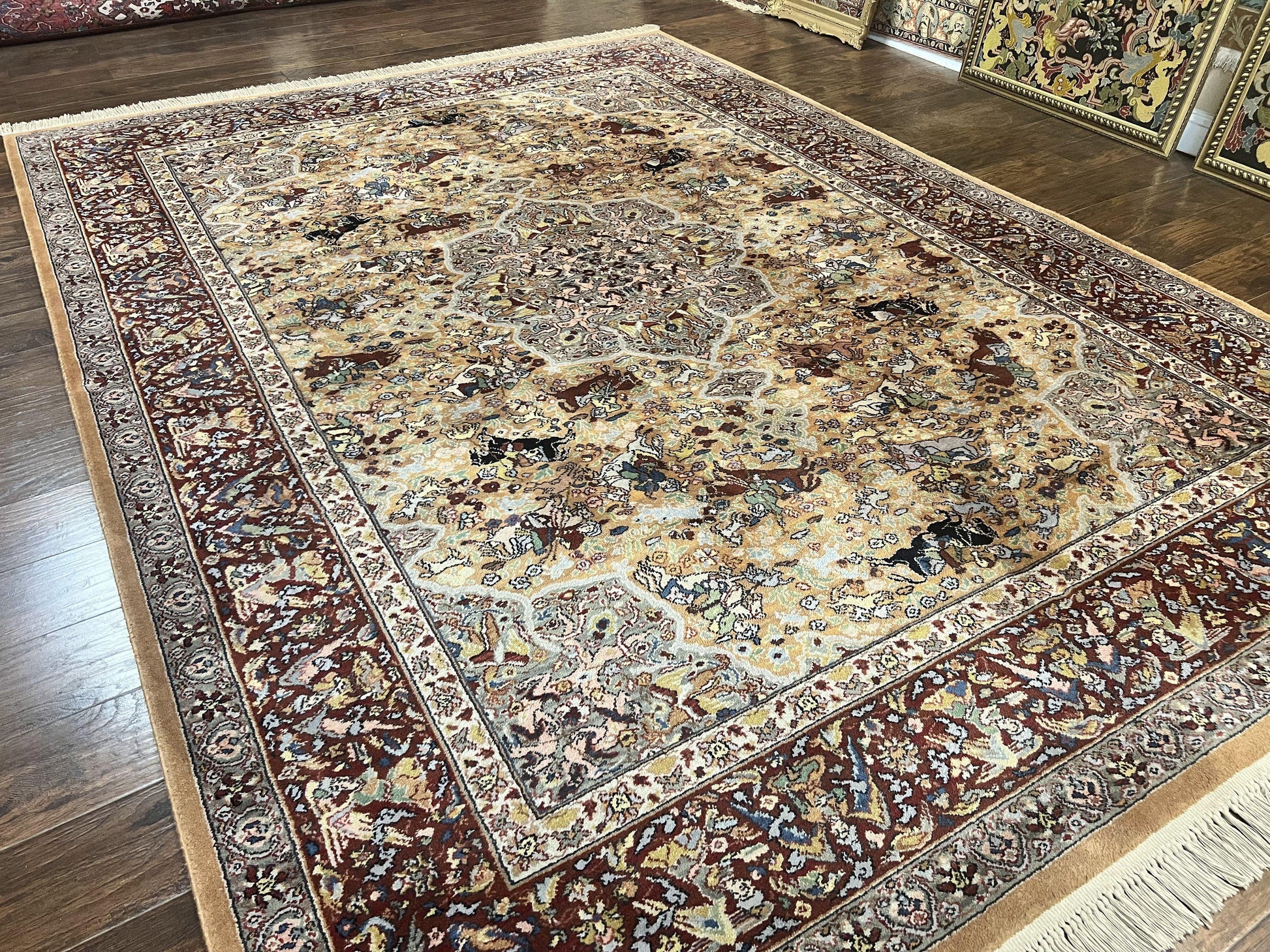 Karastan Rug 8.8 x 12 Persian Hunting Rug #723, Wool Pile - Nuvé