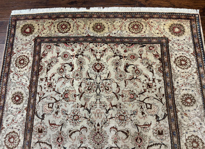 Persian Kashan Rug 5x7, Beige, Fine 250 KPSI - Nuvé