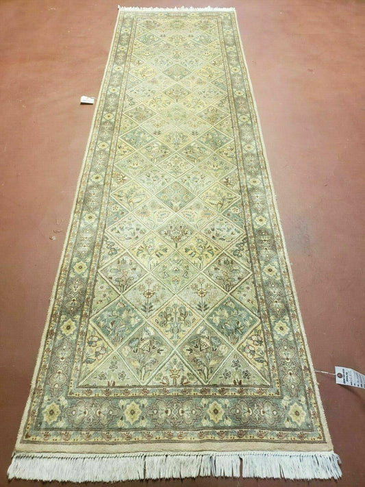 2' 7" X 9' Vintage Handmade India Floral Oriental Wool Runner Rug Hand Knotted - Nuvé