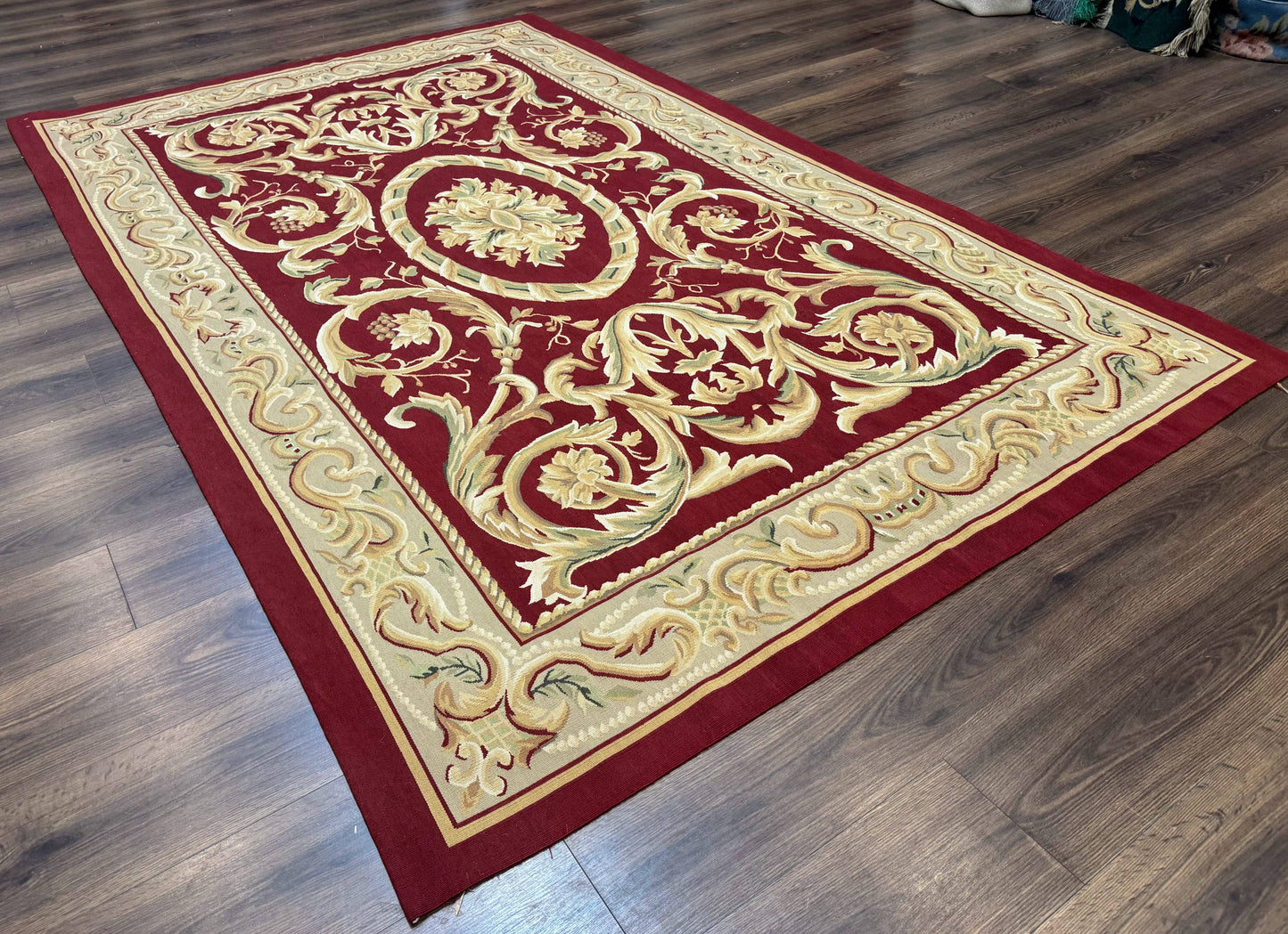 Burgundy Aubusson Rug 6x9, Vintage Wool Carpet - Nuvé