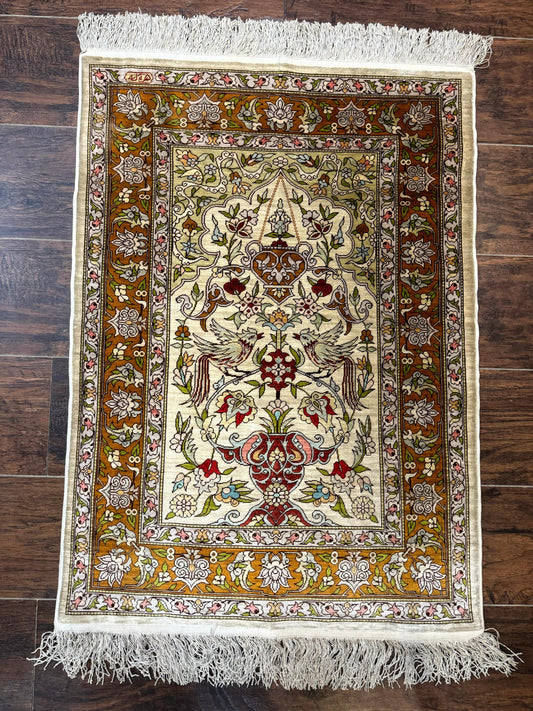Silk Turkish Hereke Rug 2x3, Birds Lantern Very Fine 400 KPSI, Signed by Masterweaver, Wonderful, Rare, Small Hereke Rug - Nuvé