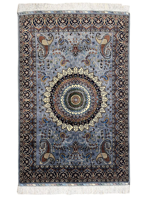Hand-Knotted Parak Rug – Gray, 40” x 60” | Afghan Wool Rug - Nuvé