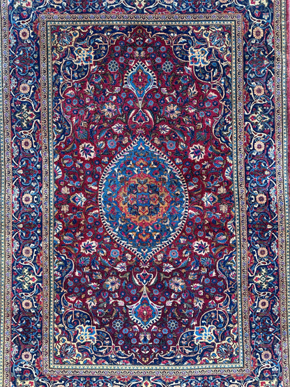 Antique Persian Kashan Debir Rug – 4’3” x 6’4” – Circa 1920s – Hand-Knotted Fine Wool - Nuvé