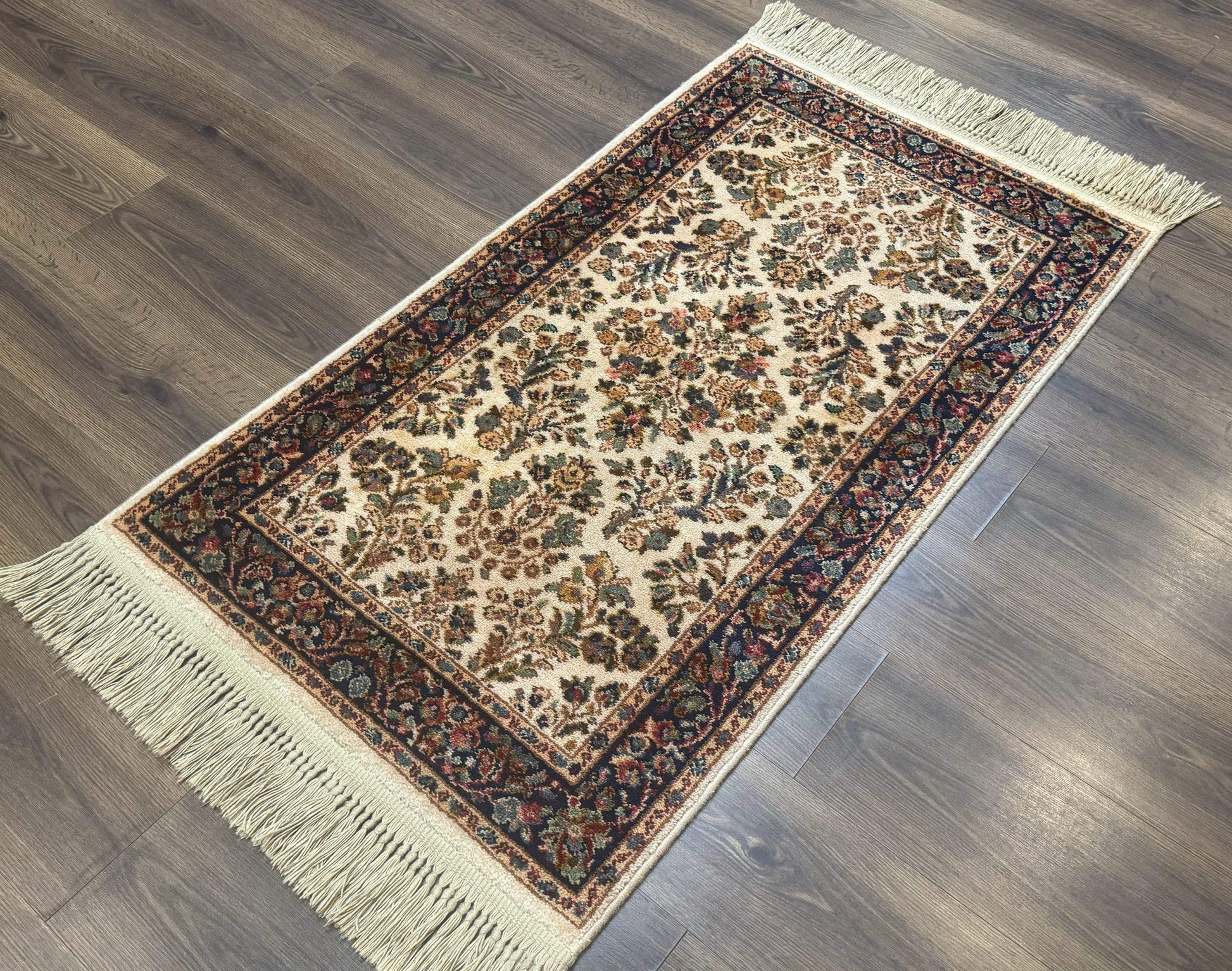 Karastan Rug 2x4, Ivory Sarouk #760, Vintage Wool Small Karastan Carpet, Original 700 Series, Discontinued - Nuvé