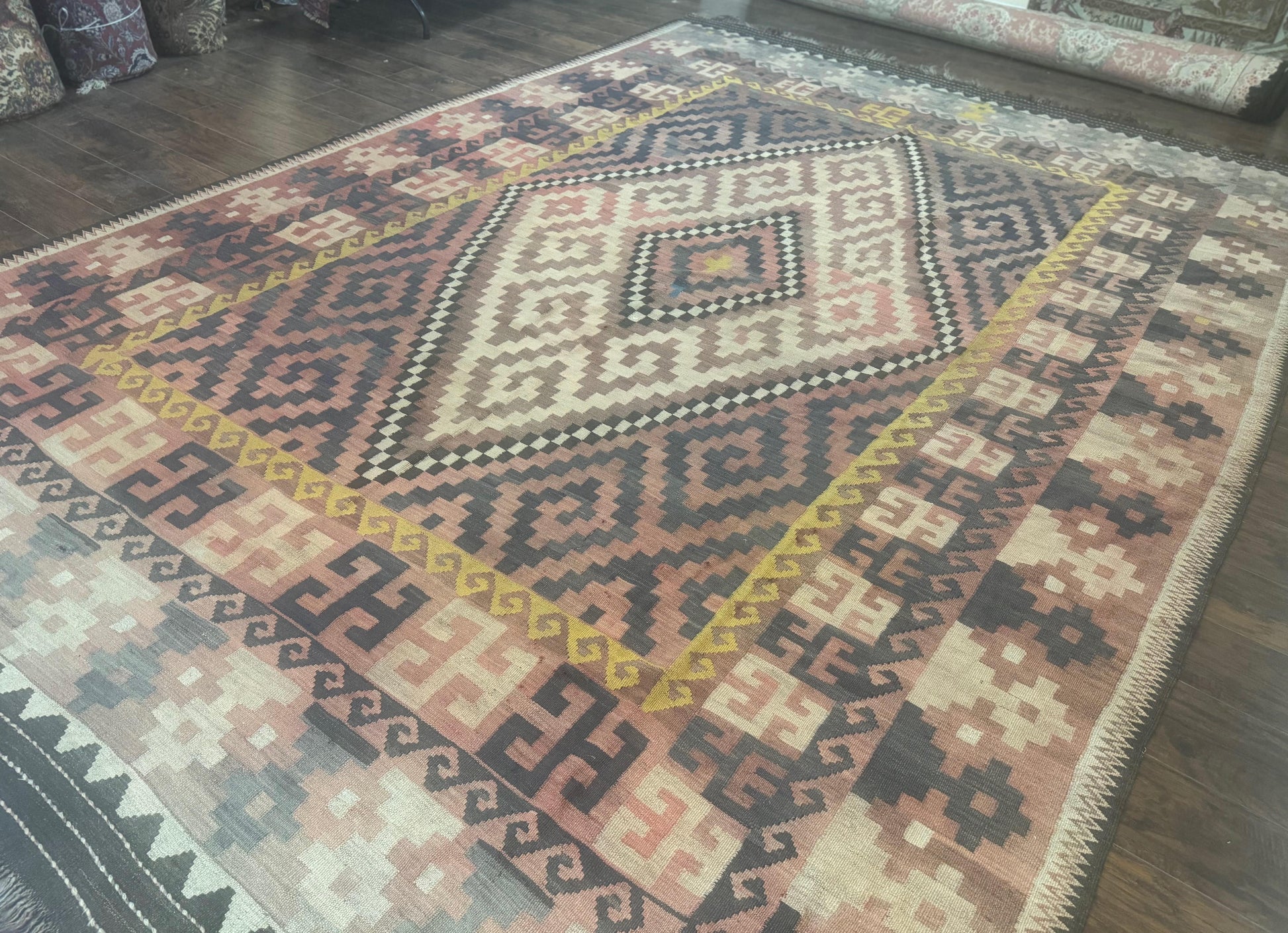 Antique Persian Tribal Kilim Rug 9x12, Zig Zag Pattern Kilim, Zarand Rug, Wool, Earth Tone Colors - Nuvé